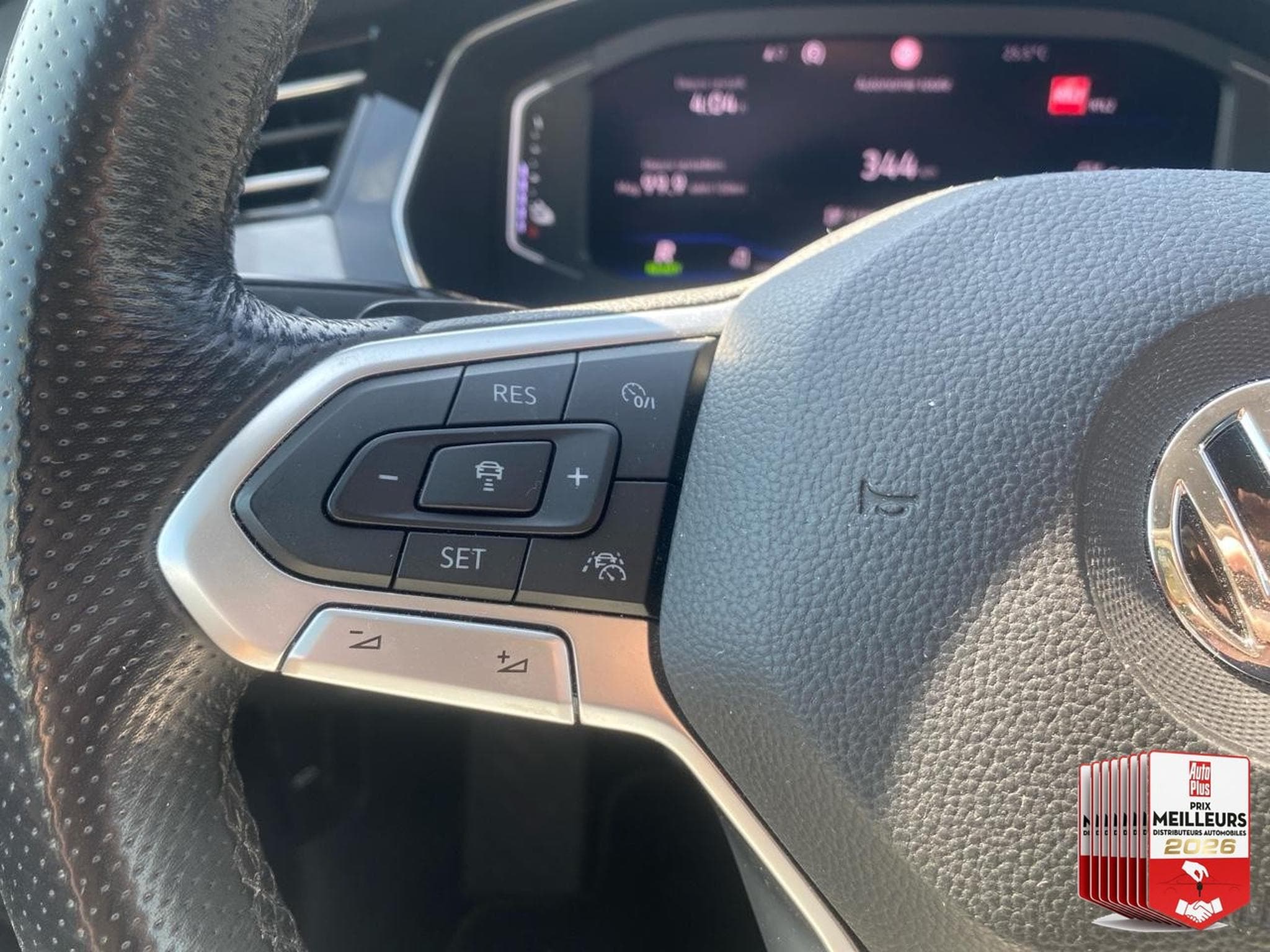 VW PASSAT 1.4 TSI 218 HYBRIDE RECHARGEABLE GTE DSG6 (2020) - Photo 24