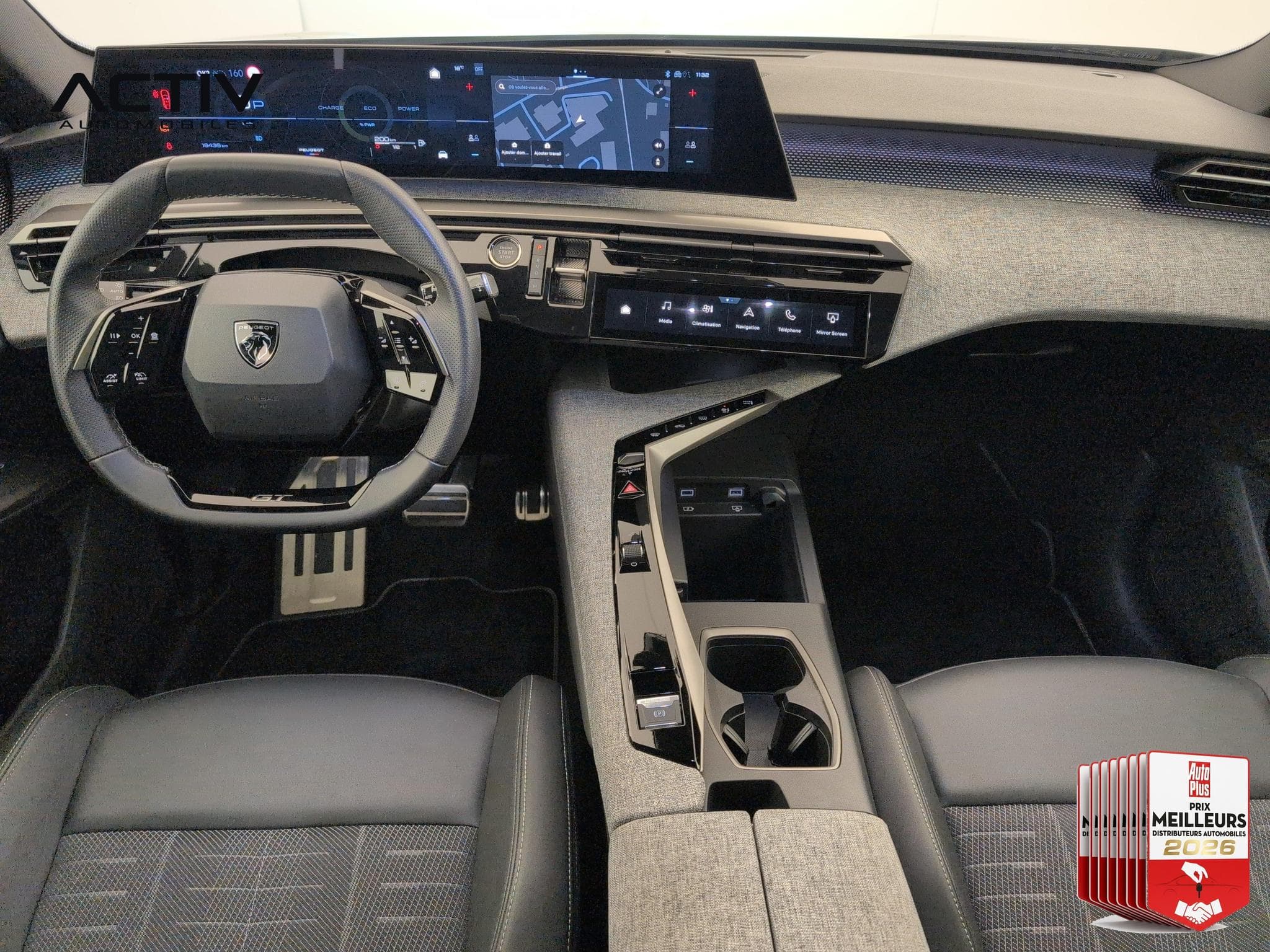 Peugeot 3008 Hybrid 145 e-DCS6 GT (2025) - Photo 13