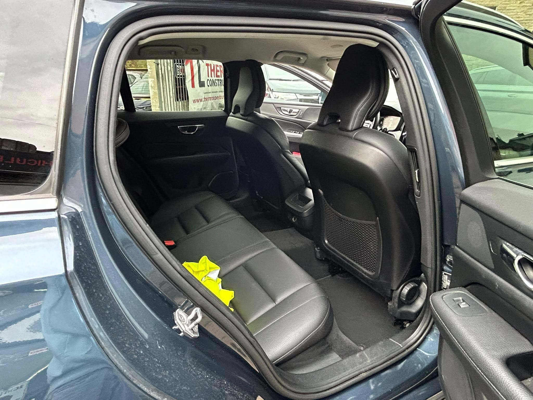 Volvo V60 2.0 D 190cv AUTOMATIQUE (2018) - Foto 12