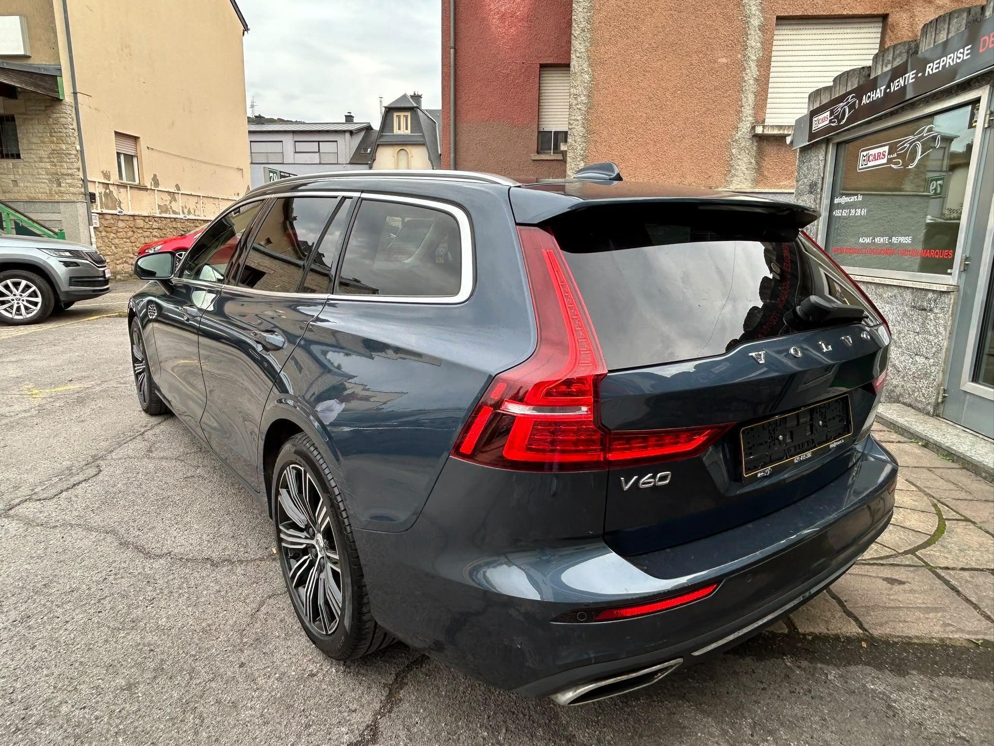 Volvo V60 2.0 D 190cv AUTOMATIQUE (2018) - Foto 4