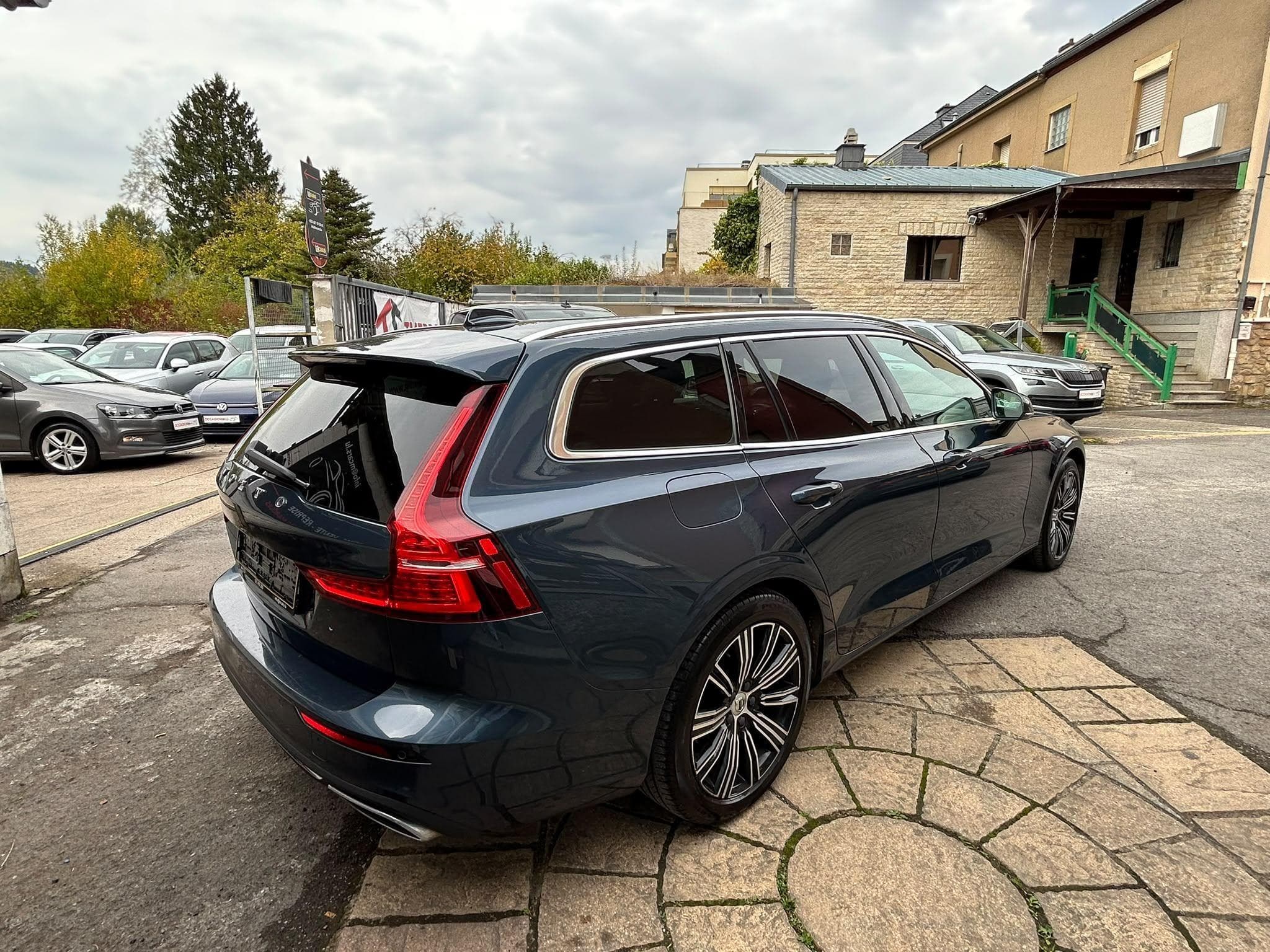 Volvo V60 2.0 D 190cv AUTOMATIQUE (2018) - Foto 8