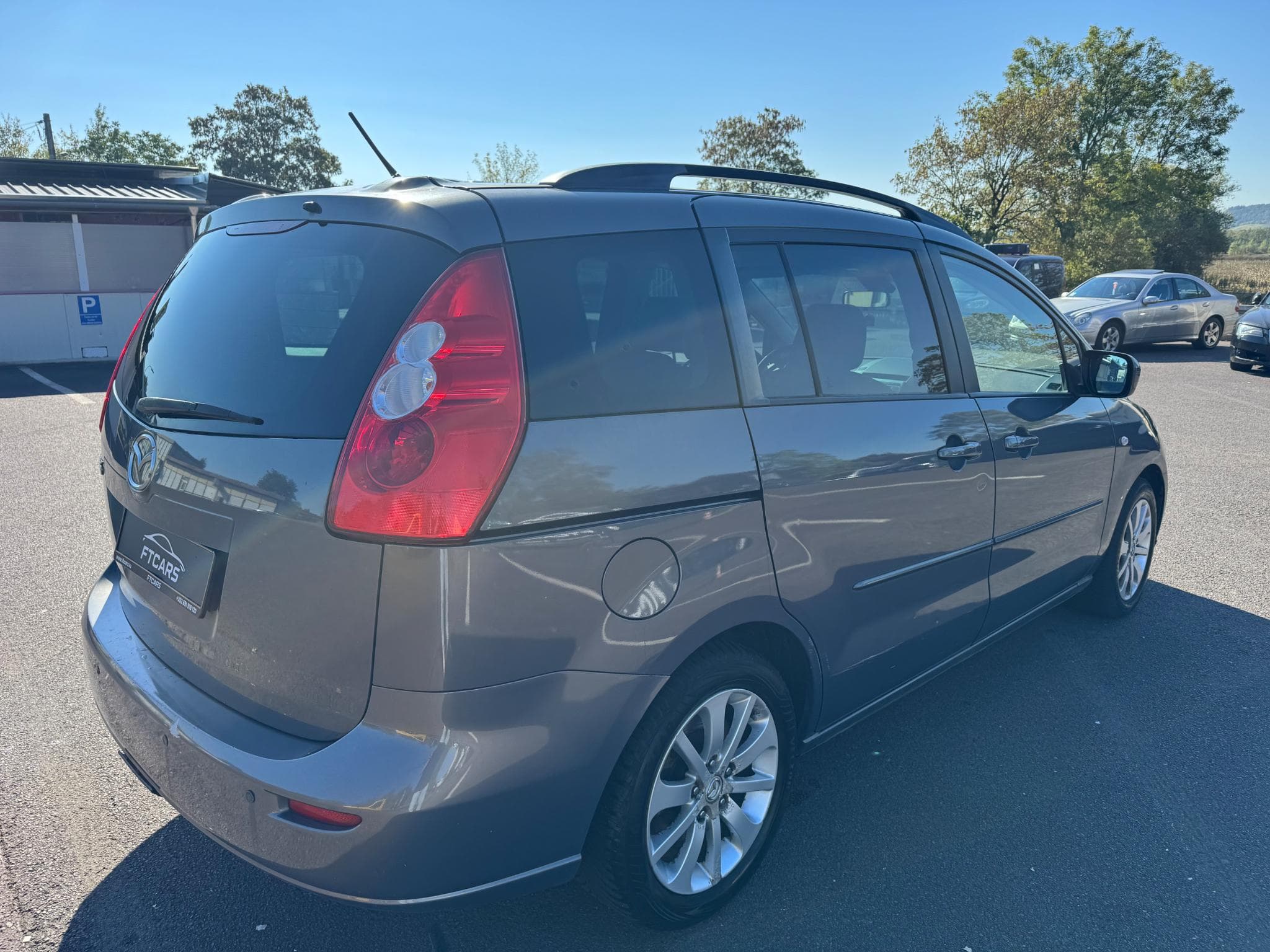 Mazda 5 2.0 diesel 7 places (2007) - Photo 4