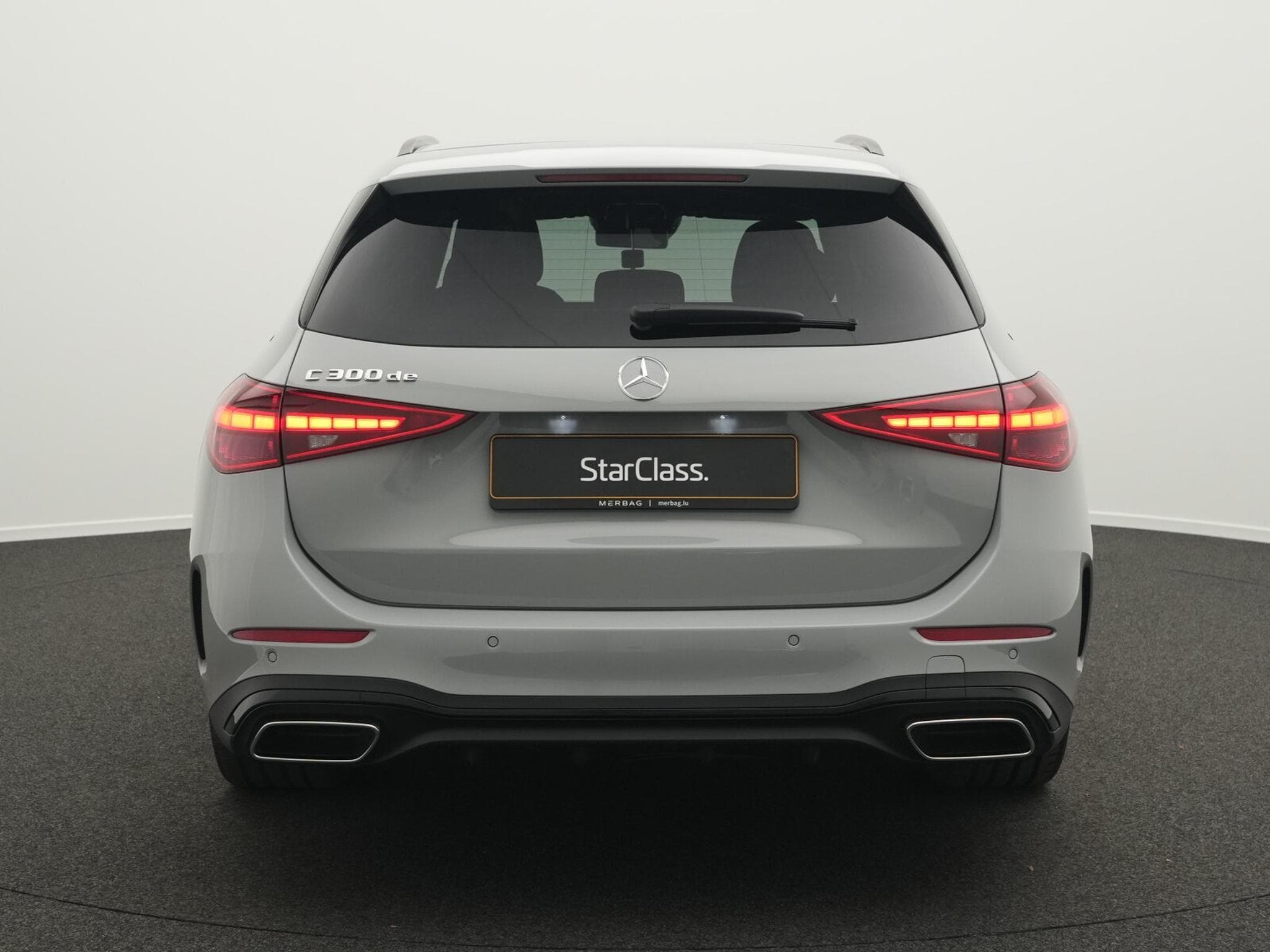 Mercedes C 300 de T AMG-Line Digital+Pano+AHK+Night+360° (2026) - Photo 4