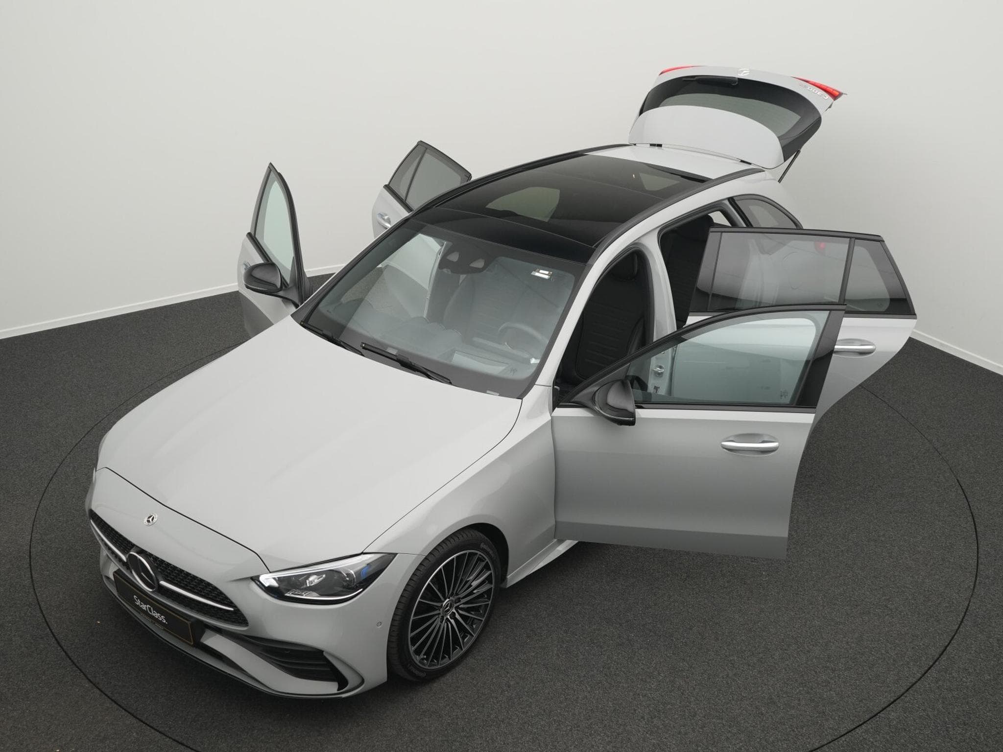 Mercedes C 300 de T AMG-Line Digital+Pano+AHK+Night+360° (2026) - Photo 14