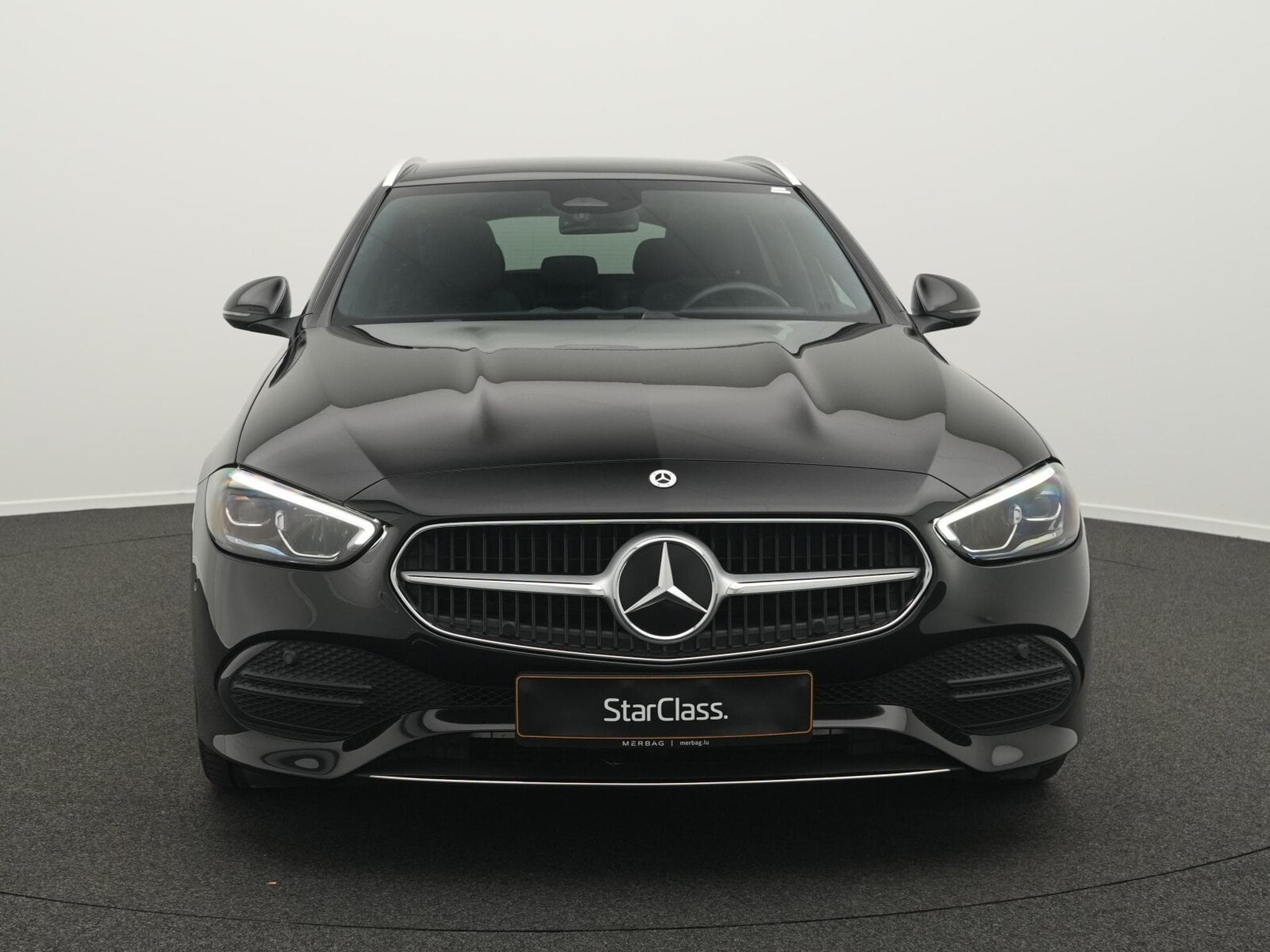 Mercedes C 200 d T Avantgarde LED+Pano+MBUX (2025) - Photo 2