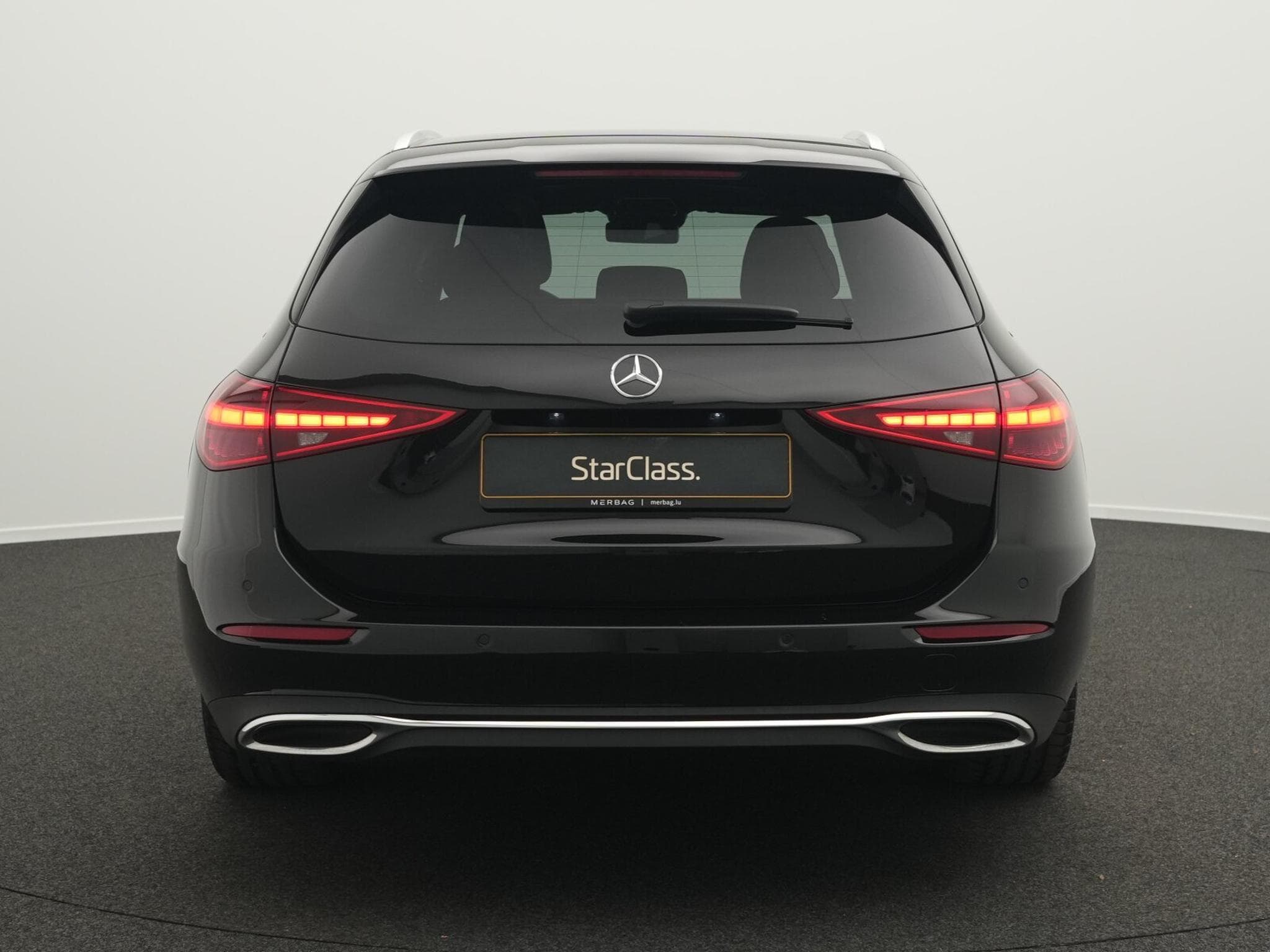 Mercedes C 200 d T Avantgarde LED+Pano+MBUX (2025) - Photo 4