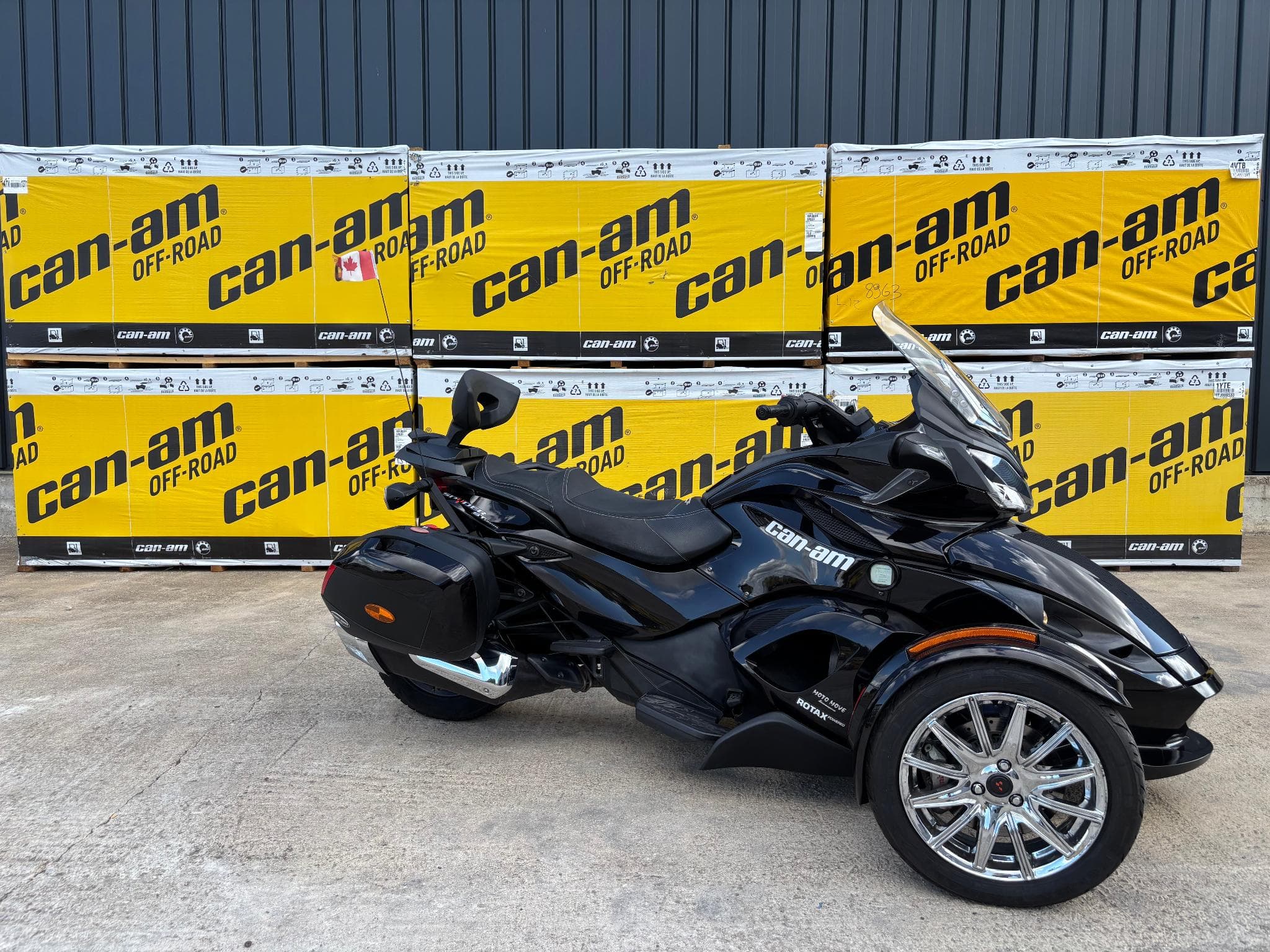 BRP Can-Am Spyder ST LIMITED (2014) - Foto 2