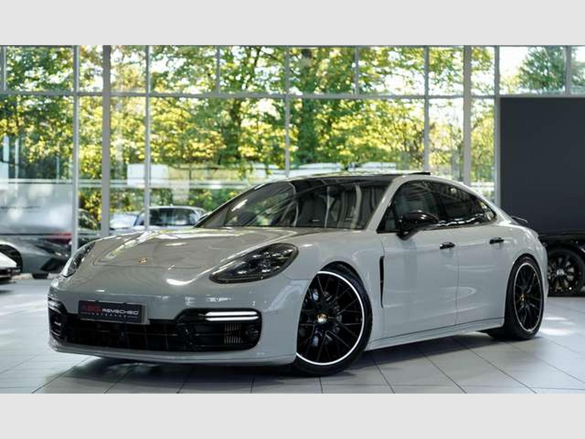 Porsche Panamera 4S *21*GTS-Paket*100%Voll*Chrono*S-AGA (2018) - Photo 1