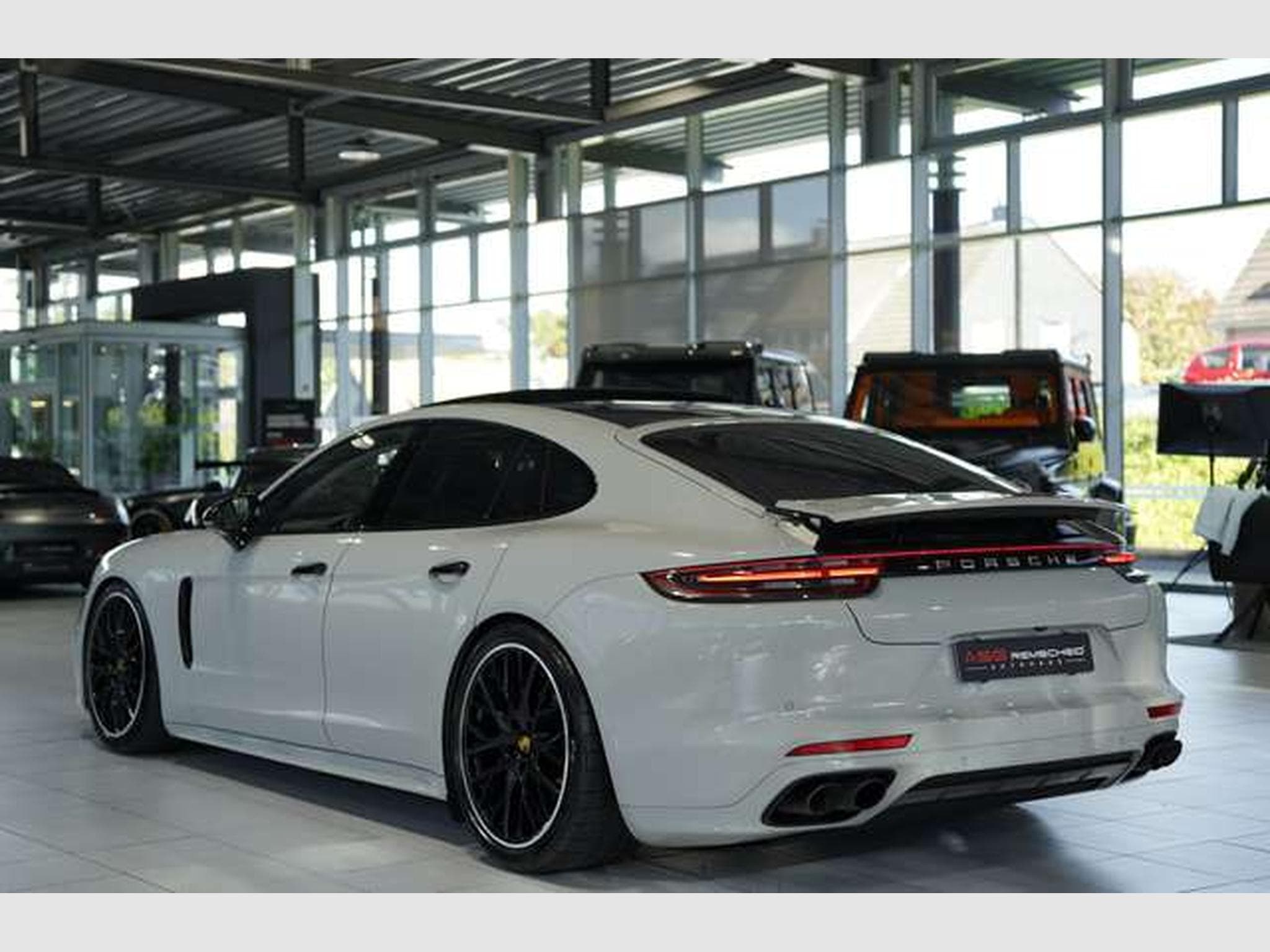 Porsche Panamera 4S *21*GTS-Paket*100%Voll*Chrono*S-AGA (2018) - Photo 12