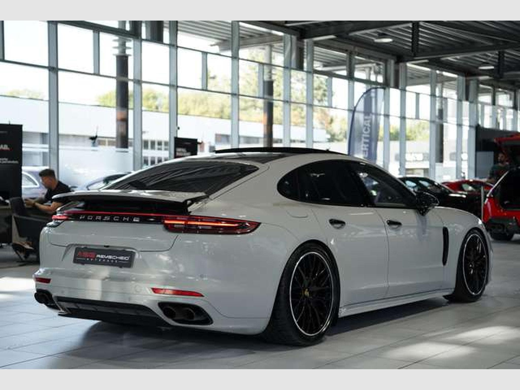 Porsche Panamera 4S *21*GTS-Paket*100%Voll*Chrono*S-AGA (2018) - Photo 10