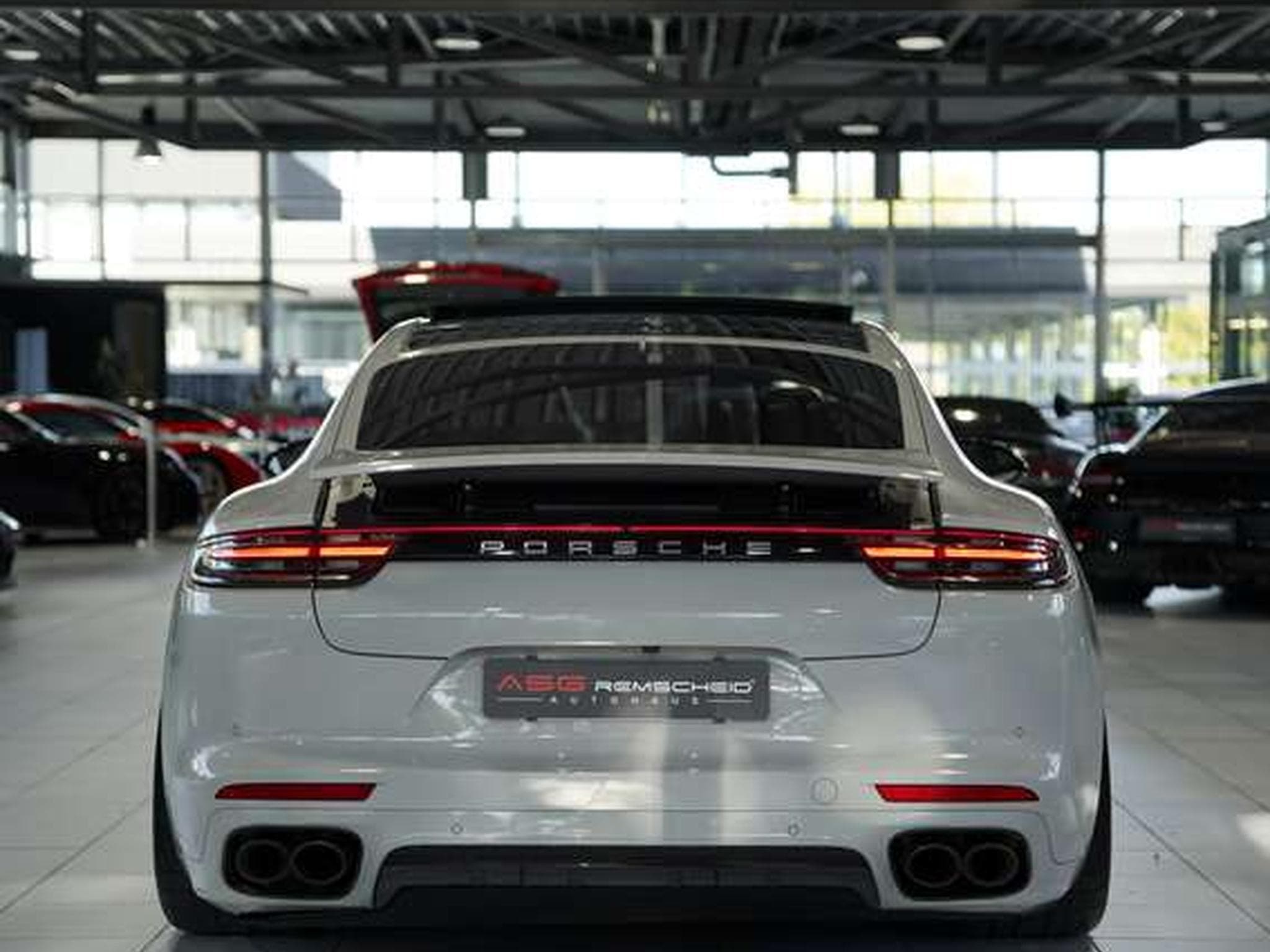 Porsche Panamera 4S *21*GTS-Paket*100%Voll*Chrono*S-AGA (2018) - Photo 11
