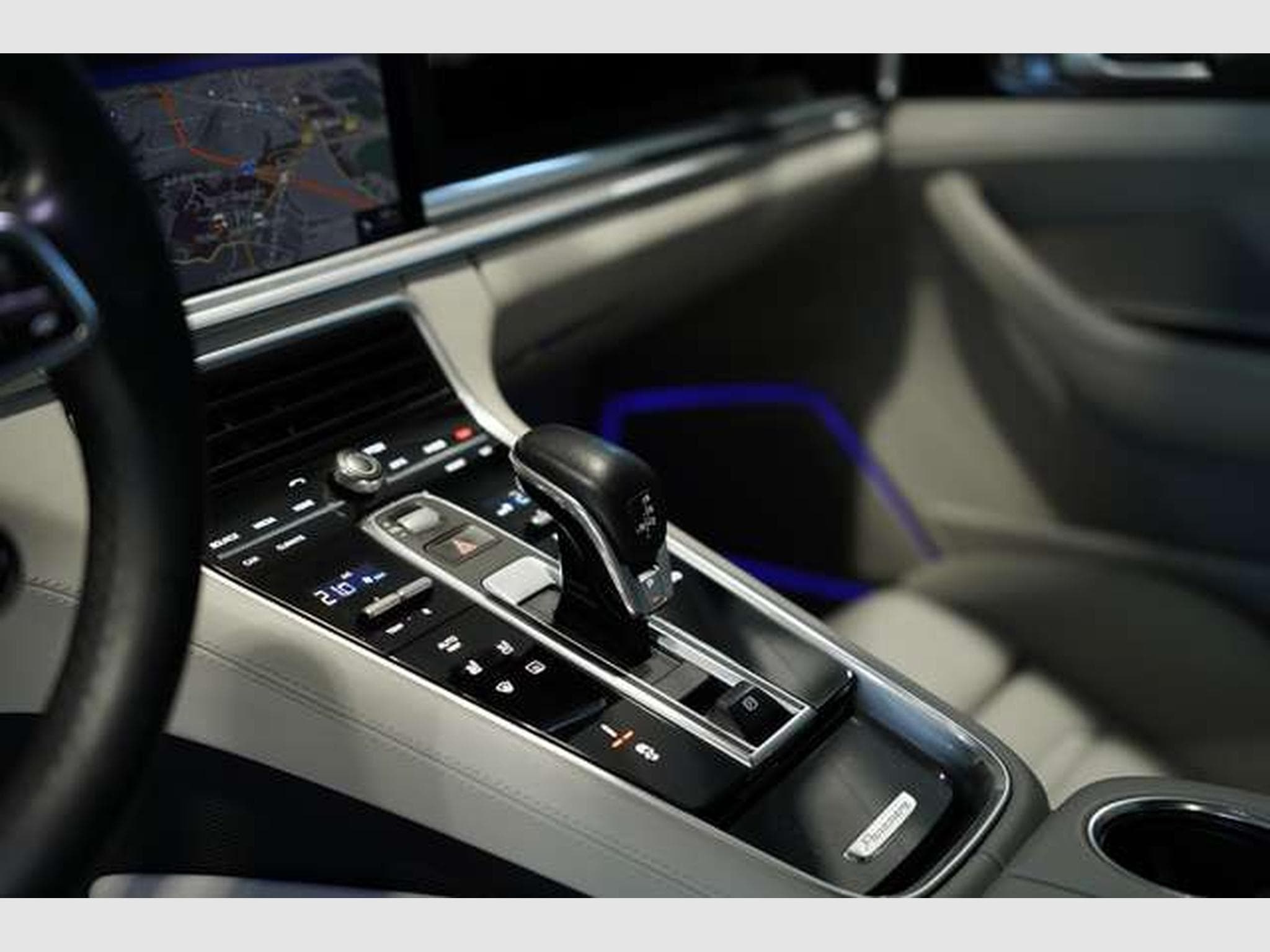 Porsche Panamera 4S *21*GTS-Paket*100%Voll*Chrono*S-AGA (2018) - Photo 32