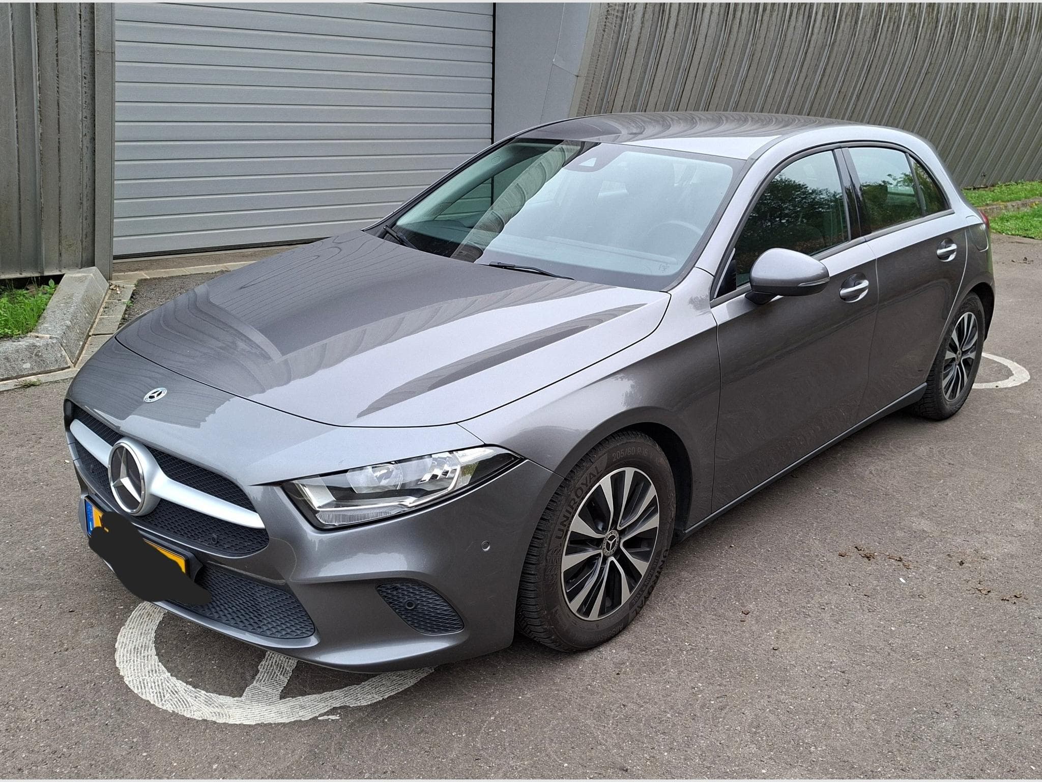 Mercedes A 180 (2021) - Photo 1