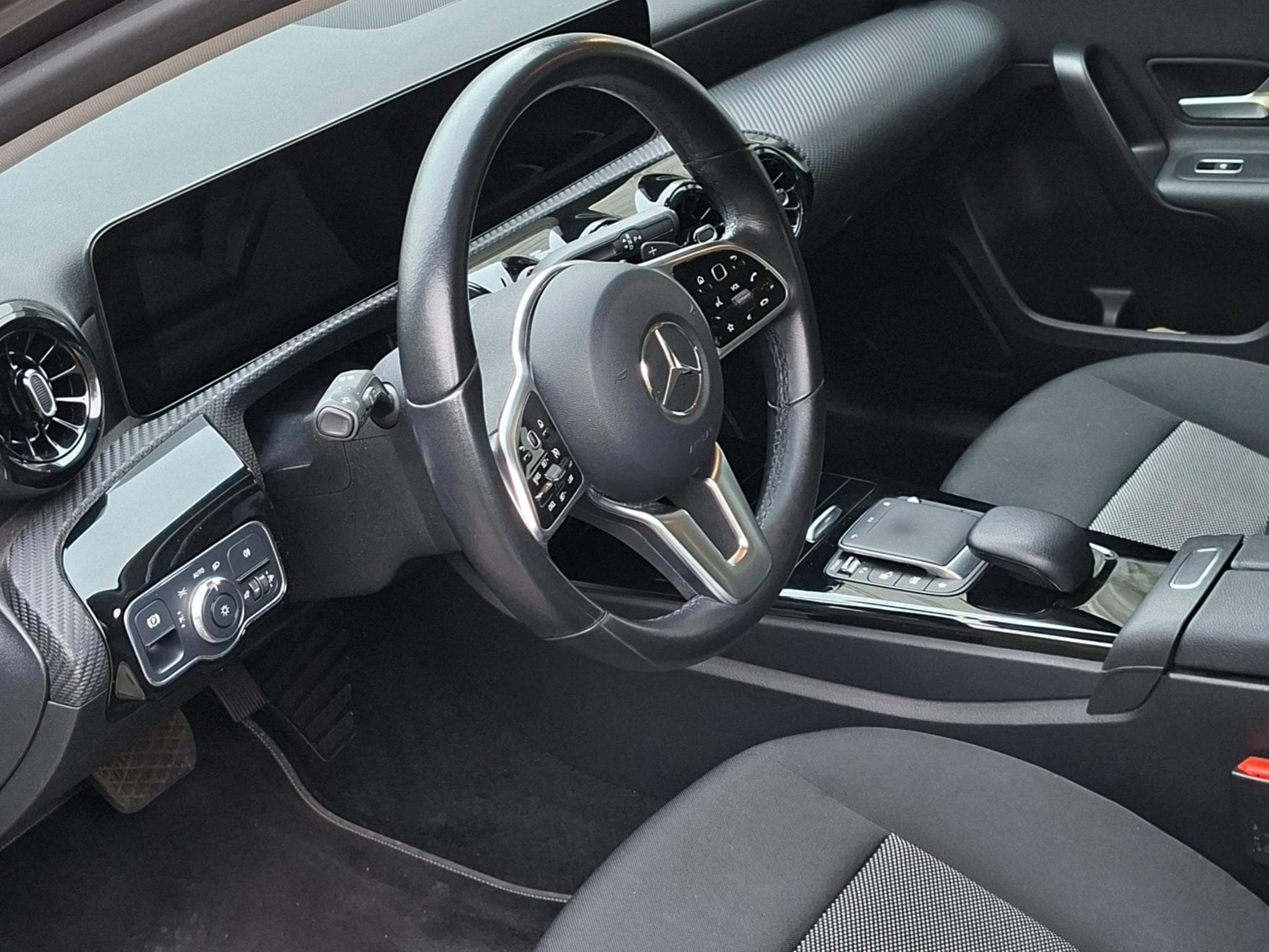 Mercedes A 180 (2021) - Photo 6