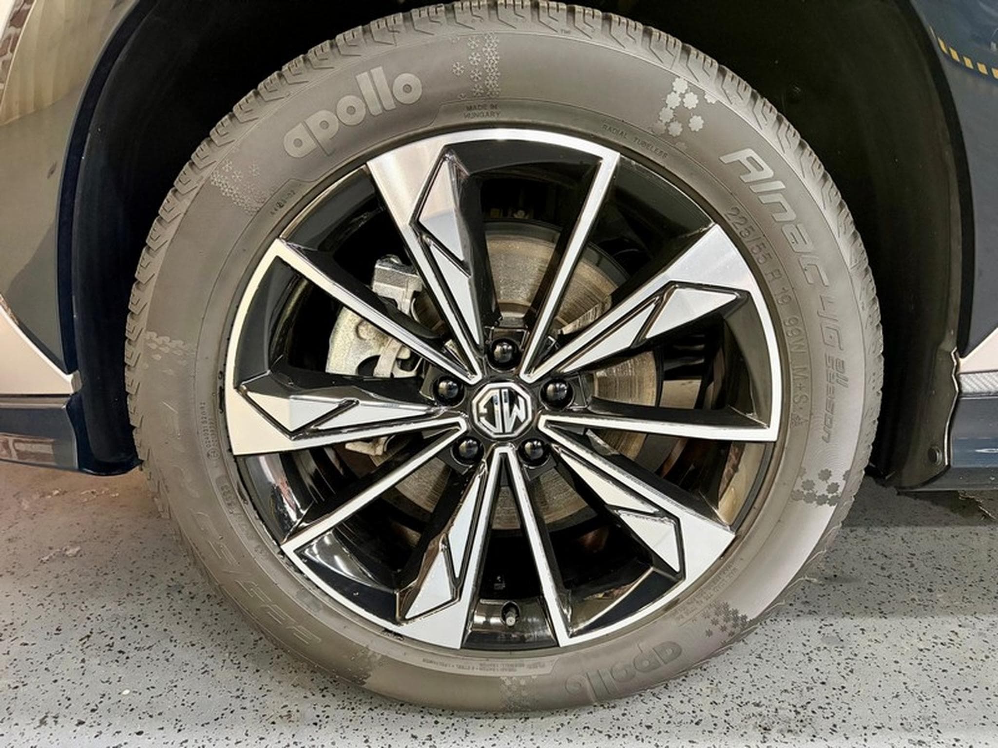 MG HS HS 1.5 T-GDi 170cv Auto LUXURY (2025) - Photo 3
