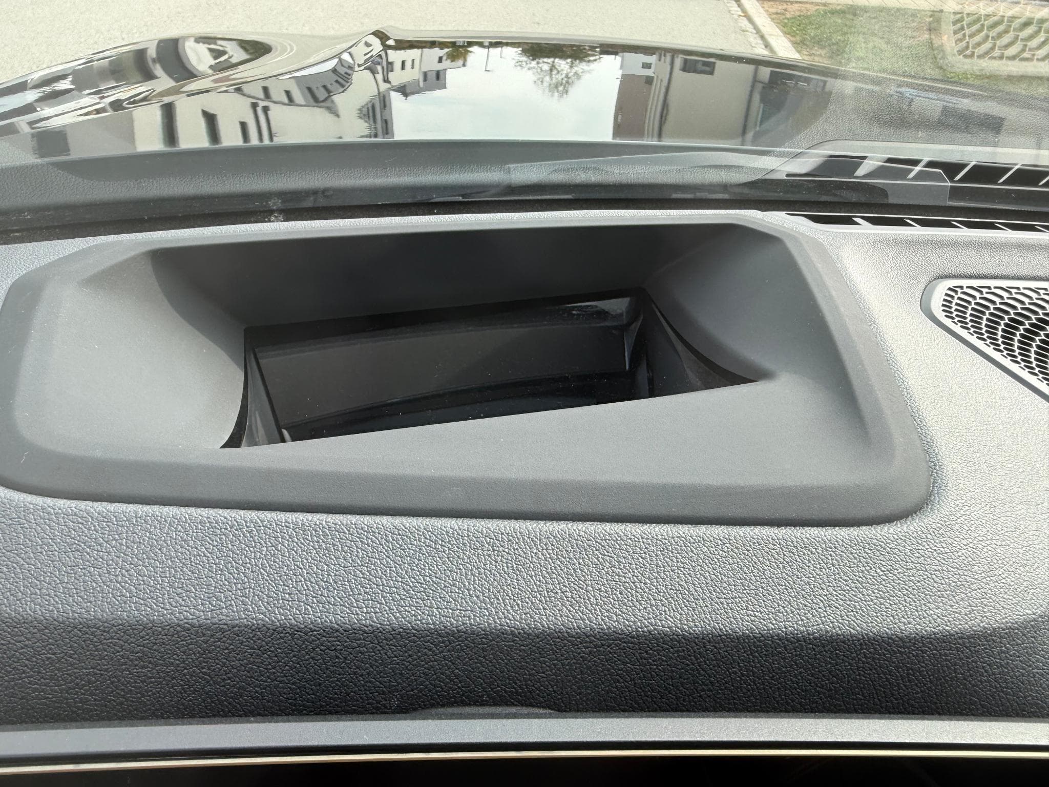 BMW 320 XDA TOURING XDRIVE 2.0 DIESEL 190 PS FACELIFT (2023) - Photo 10