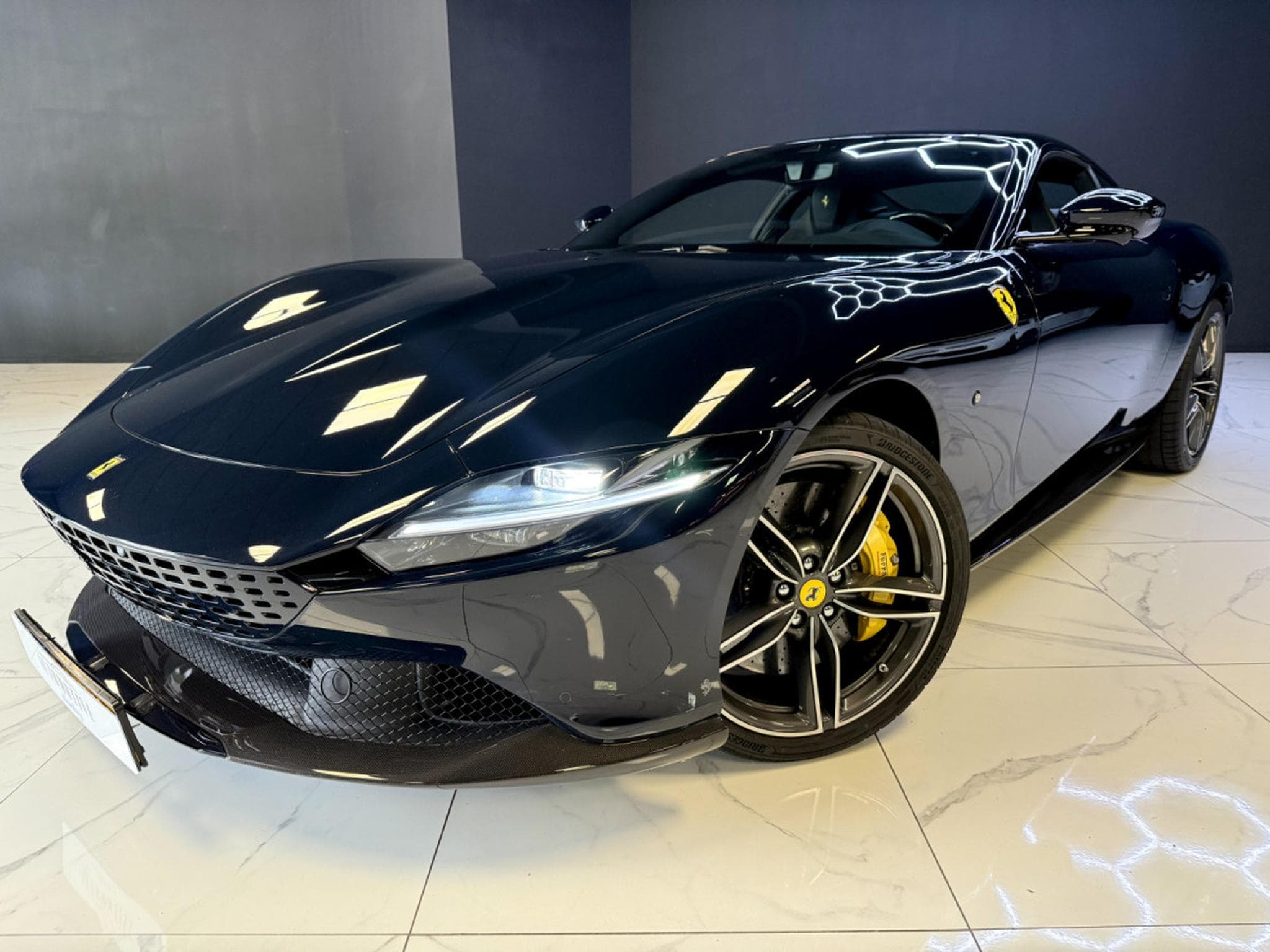 Ferrari Roma 3.9 T V8 DCT / FULL CARBON / ADAS / Magn.Ride (2023) - Photo 14