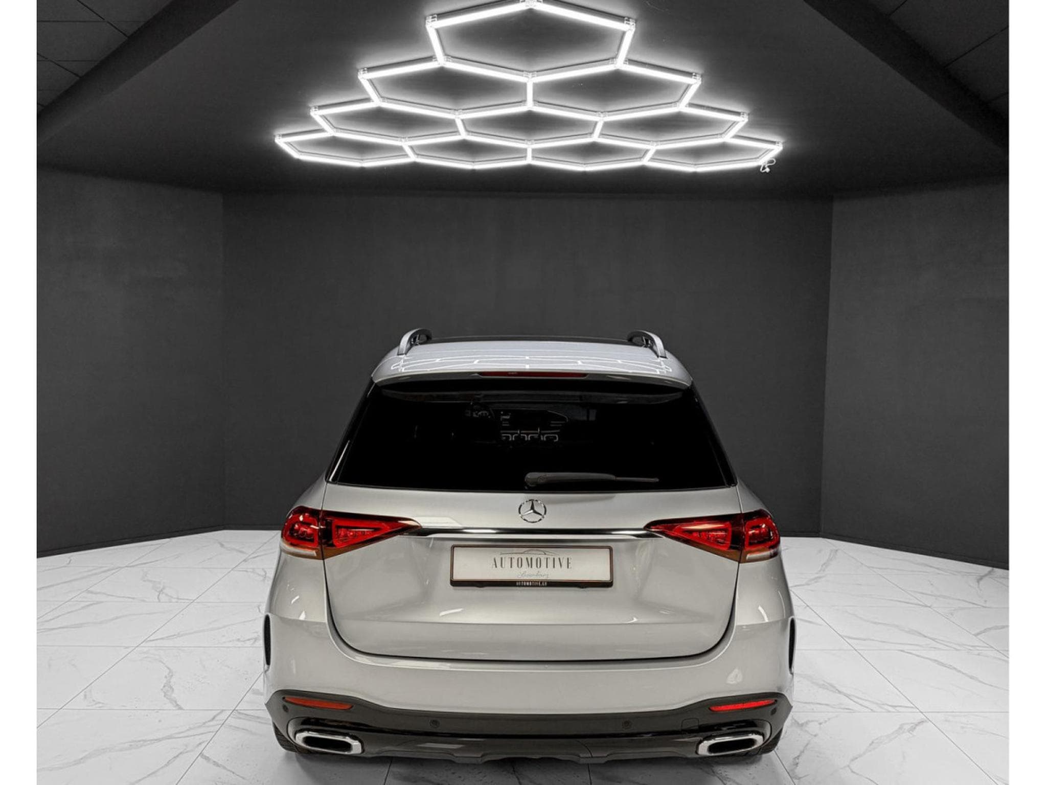 Mercedes GLE 450 AMG Line / WARRANTY 2027 / BURMESTER / 360° / PANO (2023) - Photo 4