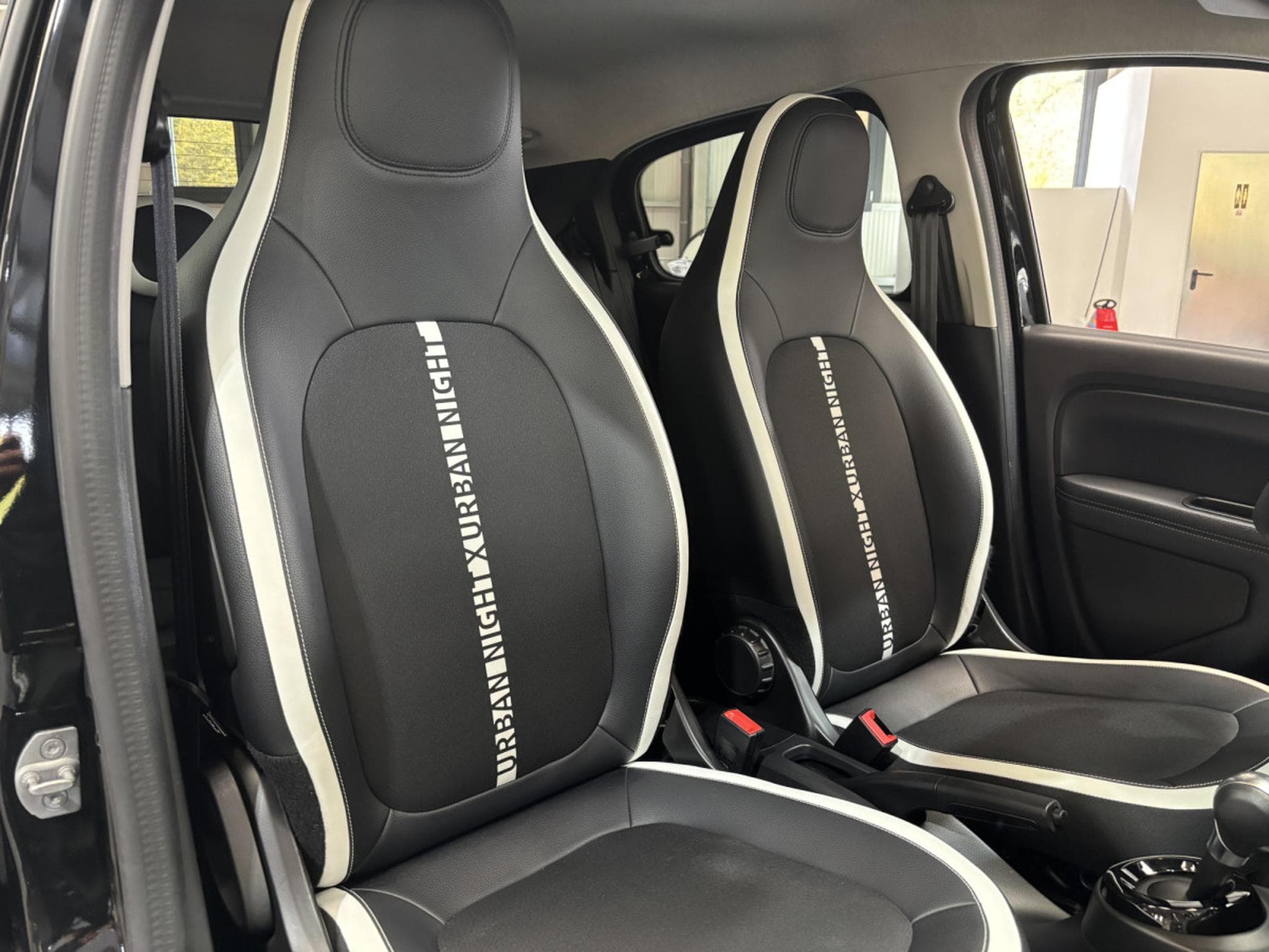 Renault Twingo Urban Night X 23kWh (2022) - Photo 11