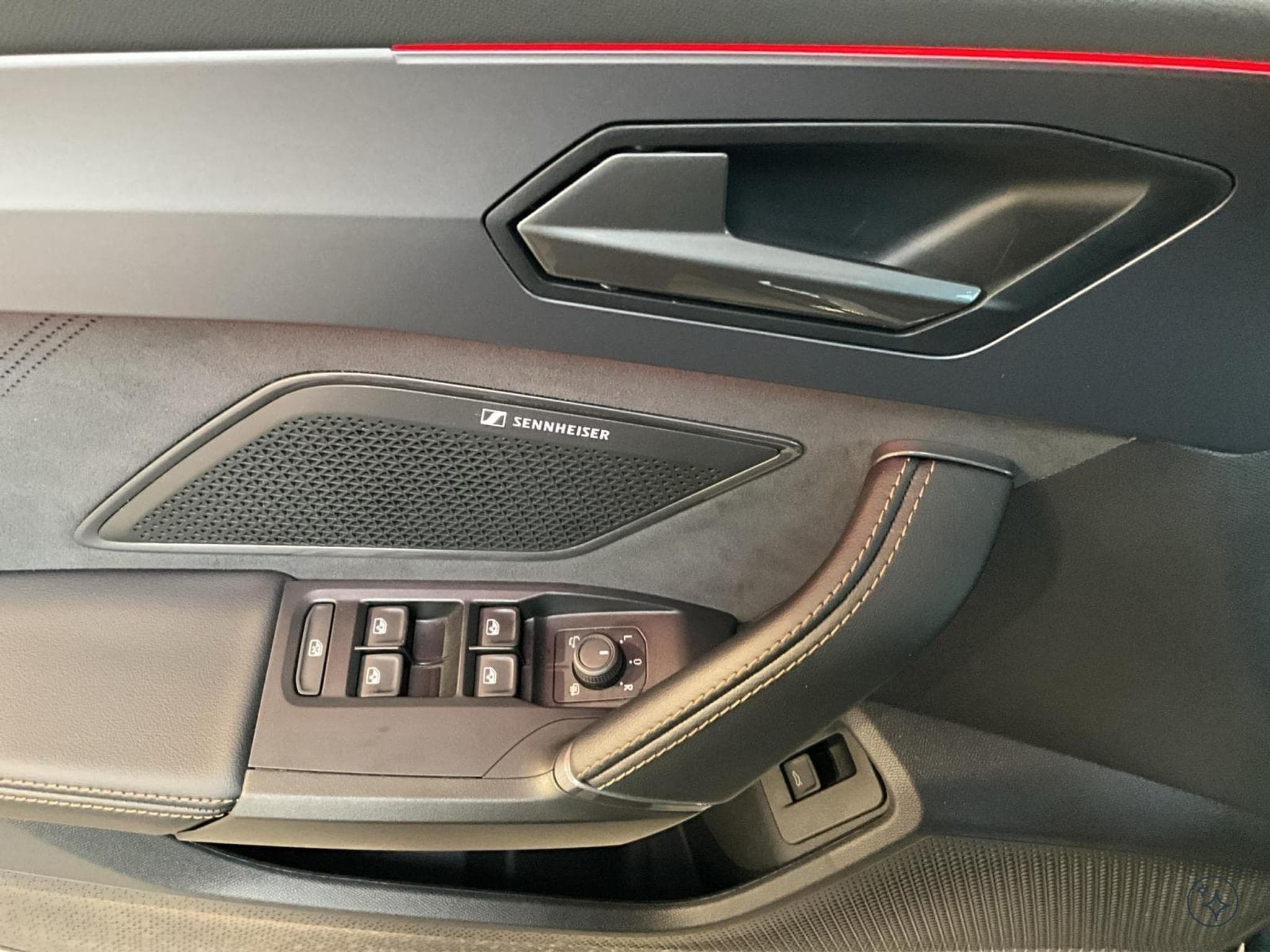 Cupra Formentor VZ+4Drive+Dynamic-Design+Sennheiser+Pure-Performance (2025) - Foto 14