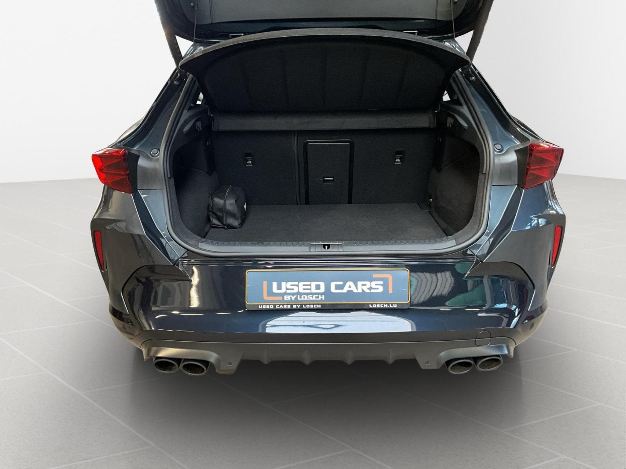 Cupra Formentor VZ+4Drive+Dynamic-Design+Sennheiser+Pure-Performance (2025) - Foto 17