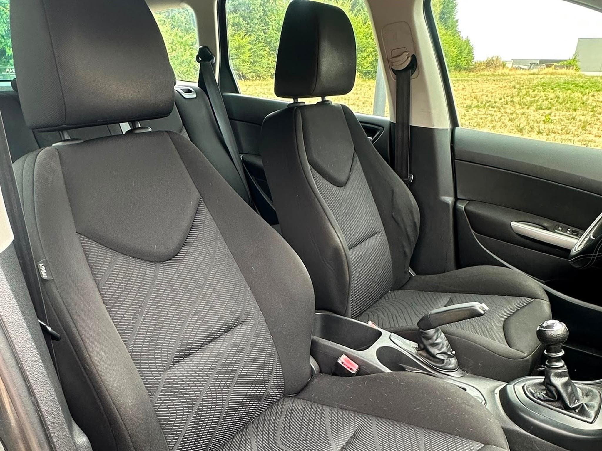 Peugeot 308 SW (2010) - Photo 5
