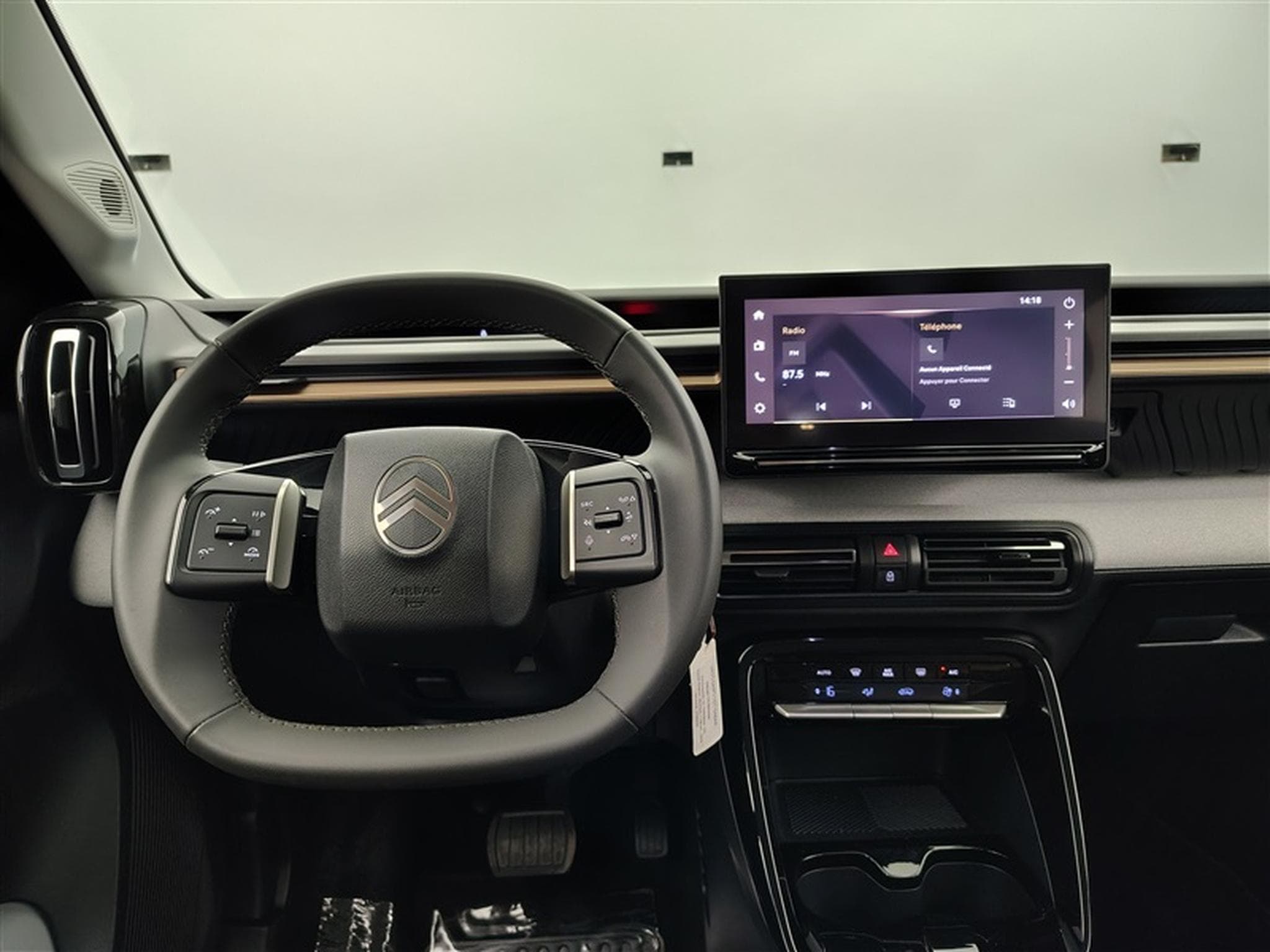 Citroen C3 Aircross 1.2 Hybrid 145Cv e-DCS6 Plus CARPLAY / CAMERA / FULL LED (2025) - Photo 9