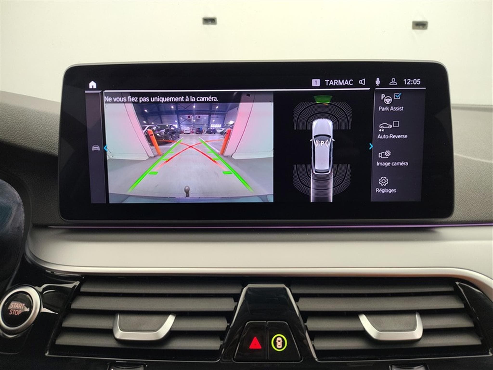 BMW 520 Touring 520eA PHEV NAVI / CUIR / FULL LED (2022) - Foto 18