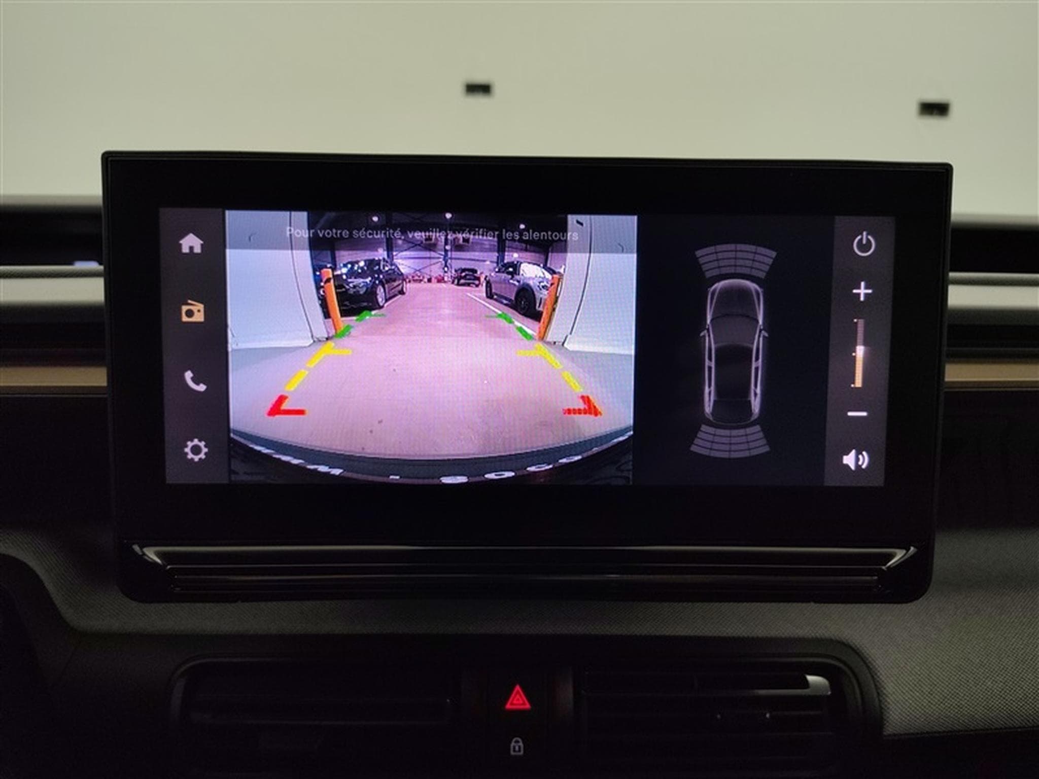 Citroen C3 Aircross 1.2 Hybrid 145Cv e-DCS6 Plus CARPLAY / CAMERA / FULL LED (2025) - Photo 18
