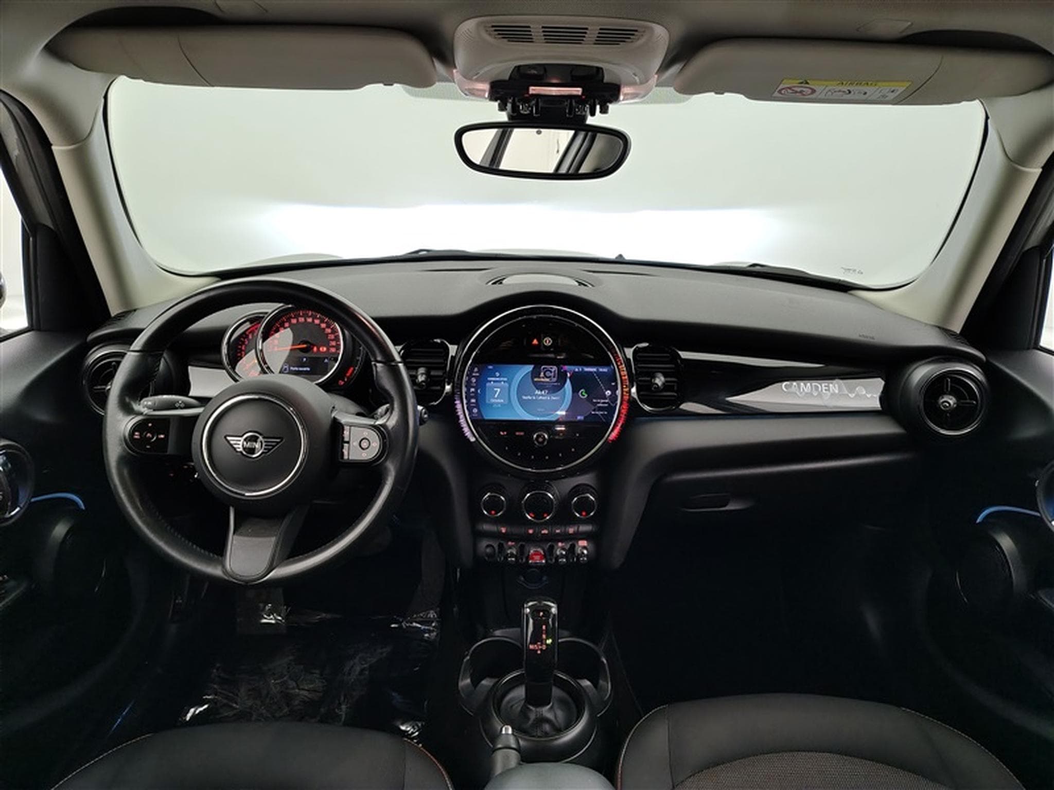 MINI Cooper 1.5A Camden DCT  Navi / Led / PDC (2023) - Photo 8