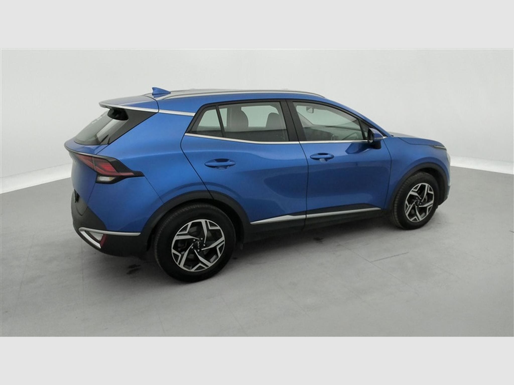 Kia Sportage 1.6 T-GDi 160Cv 7DCT Urban NAVI / FULL LED / CAMERA / ALU (2024) - Photo 25