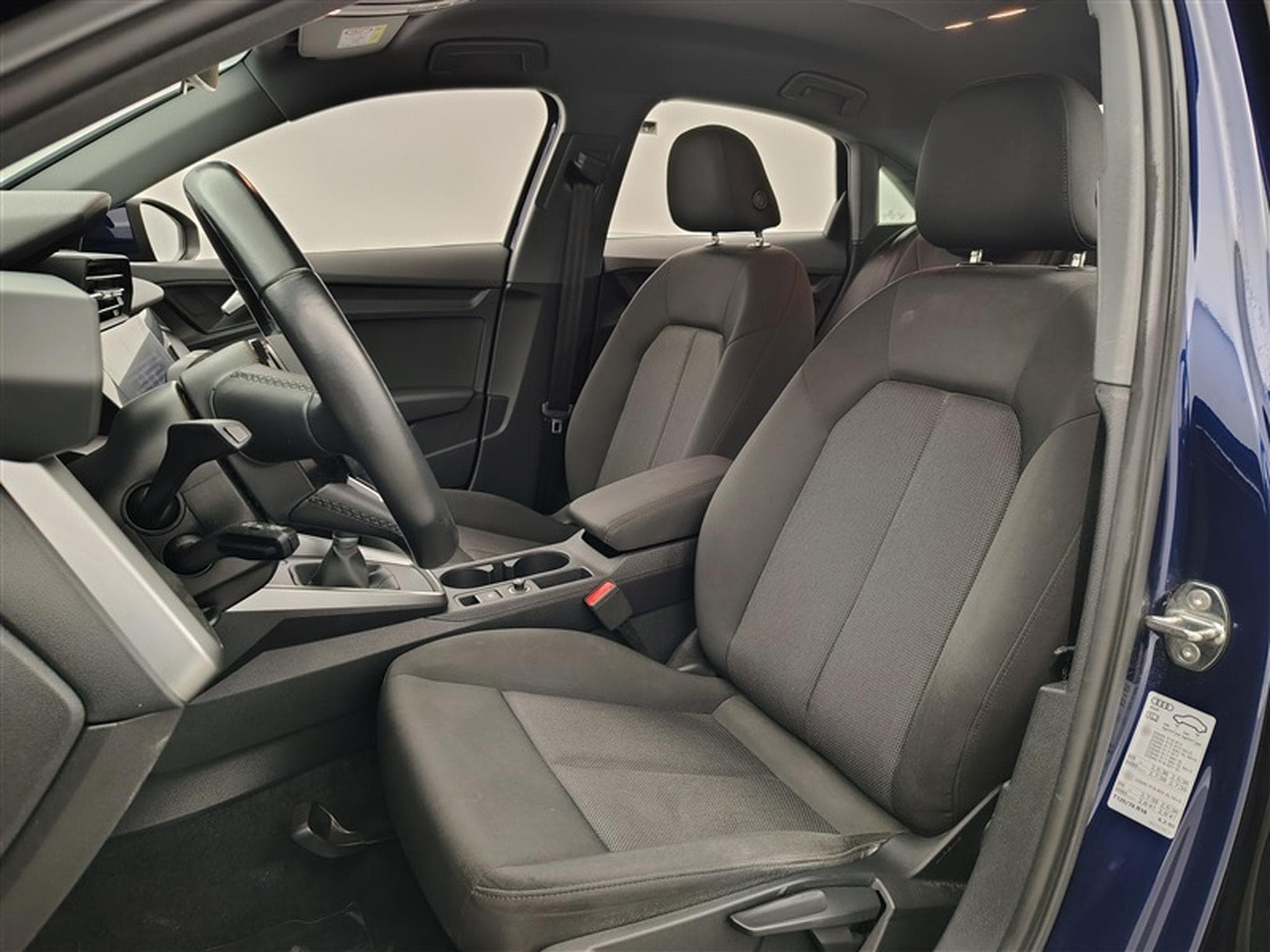 Audi A3 30 TDi Business NAVI/FULL LED/JA16/PDC AV AR (2022) - Photo 7