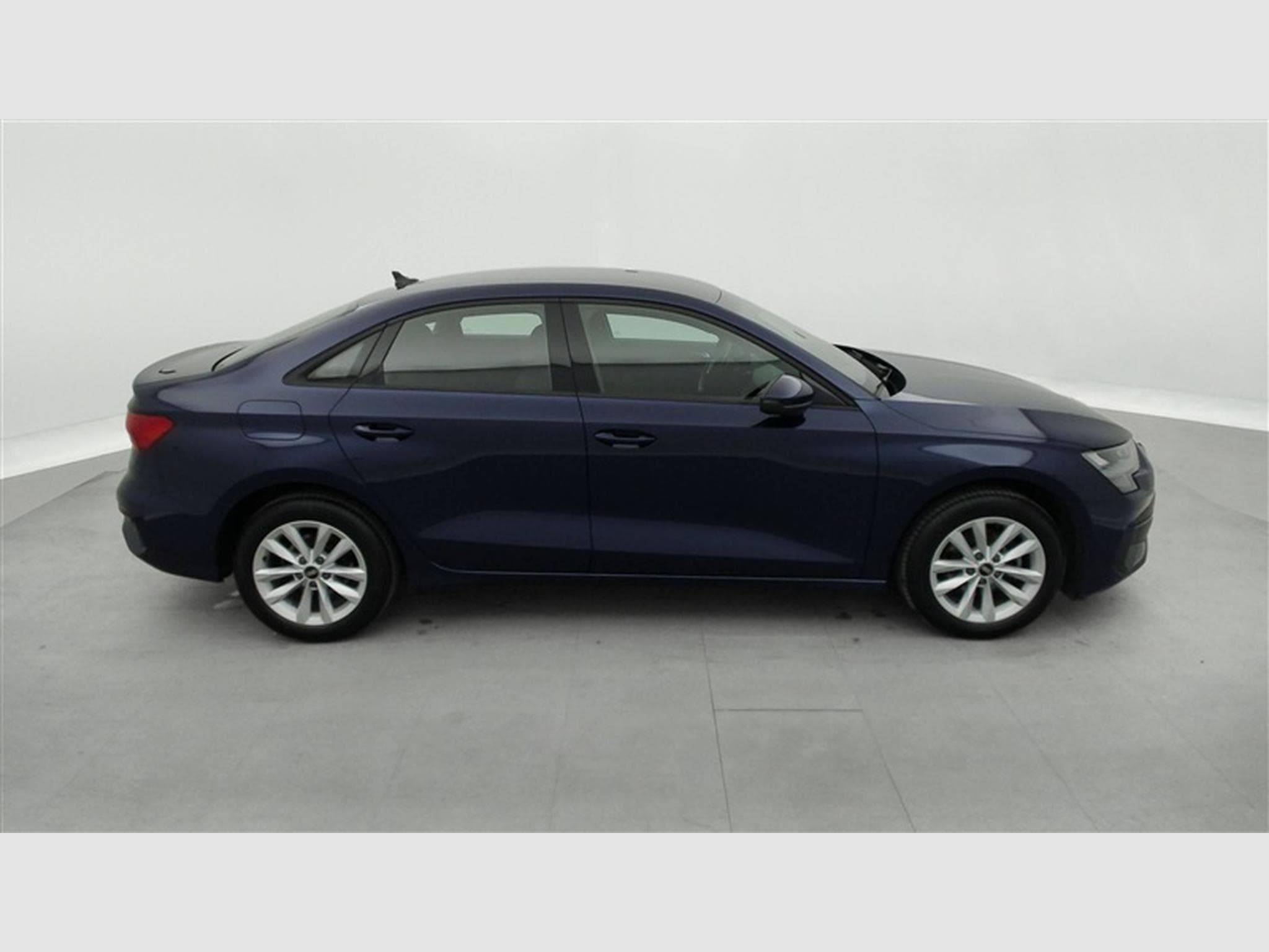 Audi A3 30 TDi Business NAVI/FULL LED/JA16/PDC AV AR (2022) - Photo 23