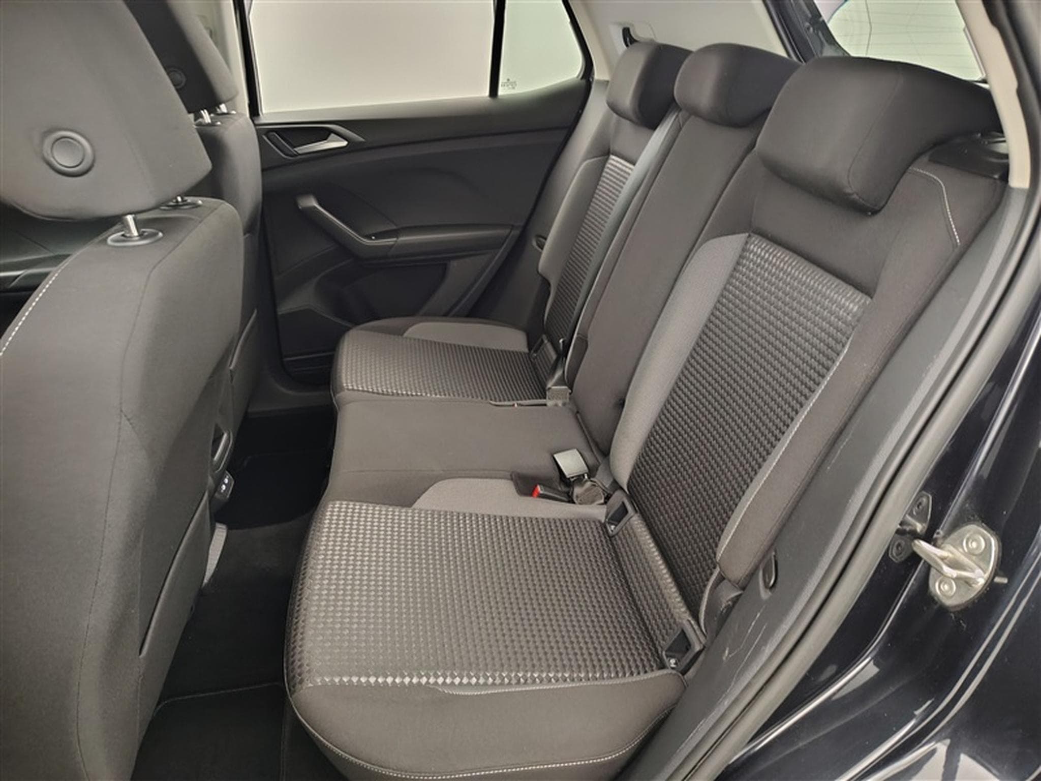 VW T-Cross 1.0 TSI 110Cv DSG Life CARPLAY / CAMERA / PDC / ALU (2022) - Photo 13
