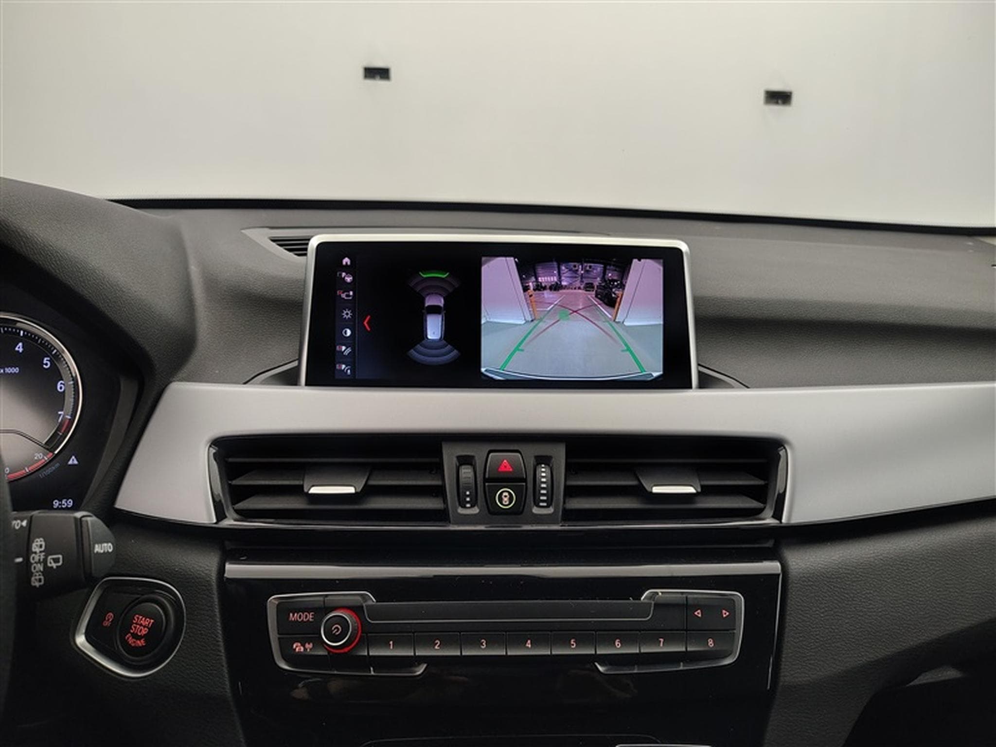 BMW X1 1.5i sDrive18 Business CUIR/NAVI/JA17/PDC AV AR/CAMERA (2022) - Photo 17