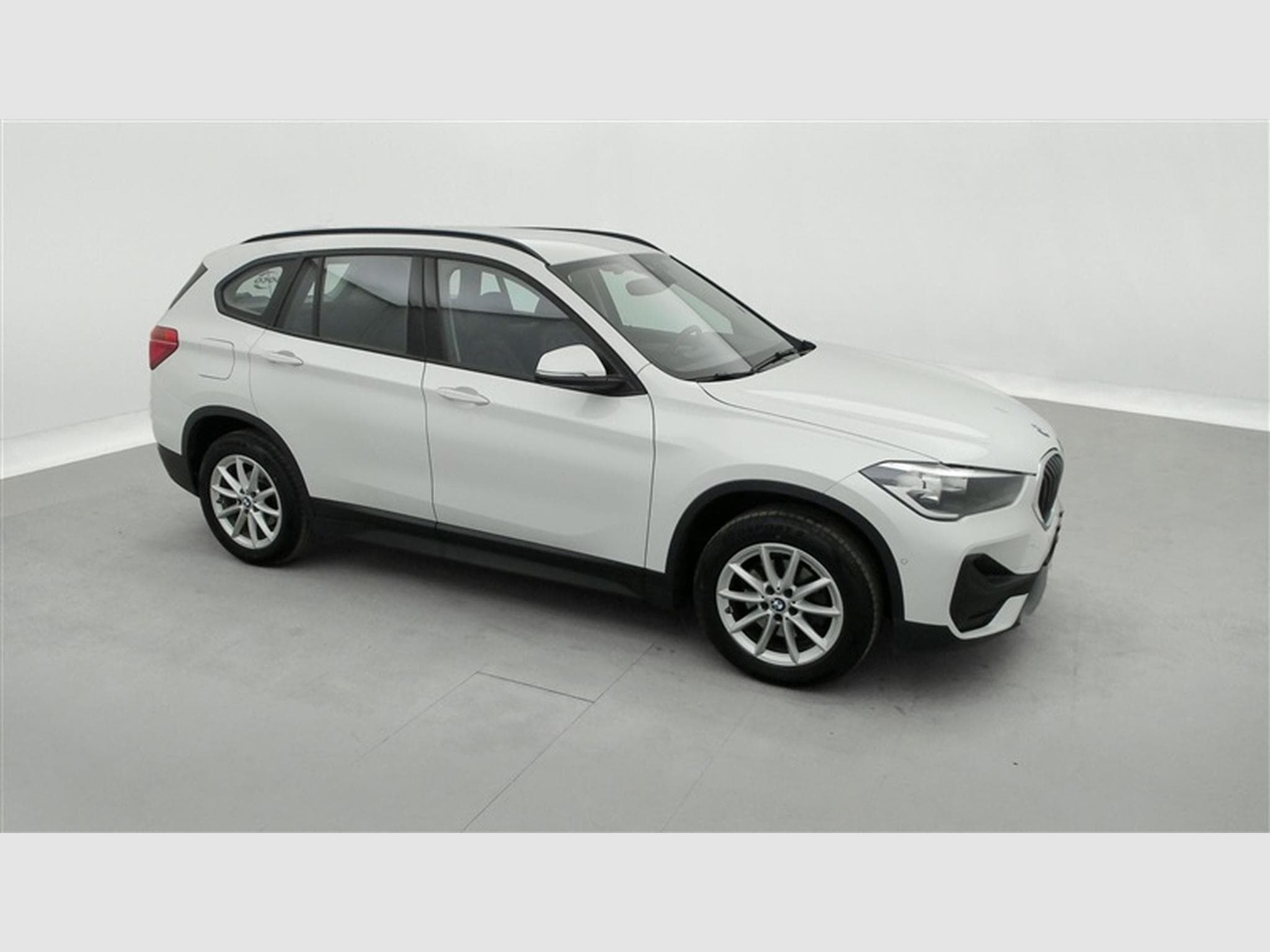 BMW X1 1.5i sDrive18 Business CUIR/NAVI/JA17/PDC AV AR/CAMERA (2022) - Photo 23