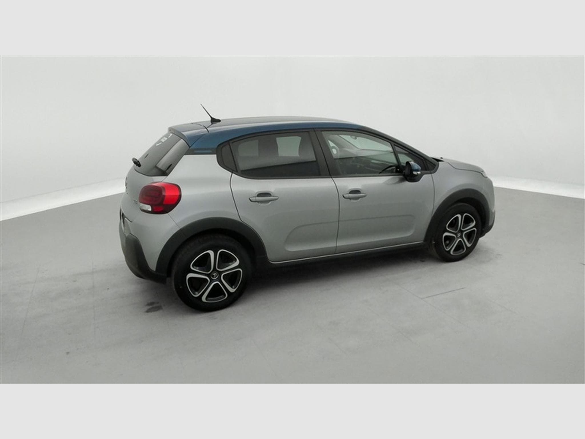 Citroen C3 1.2i PureTech Feel S&S    Navi / PDC (2022) - Photo 24