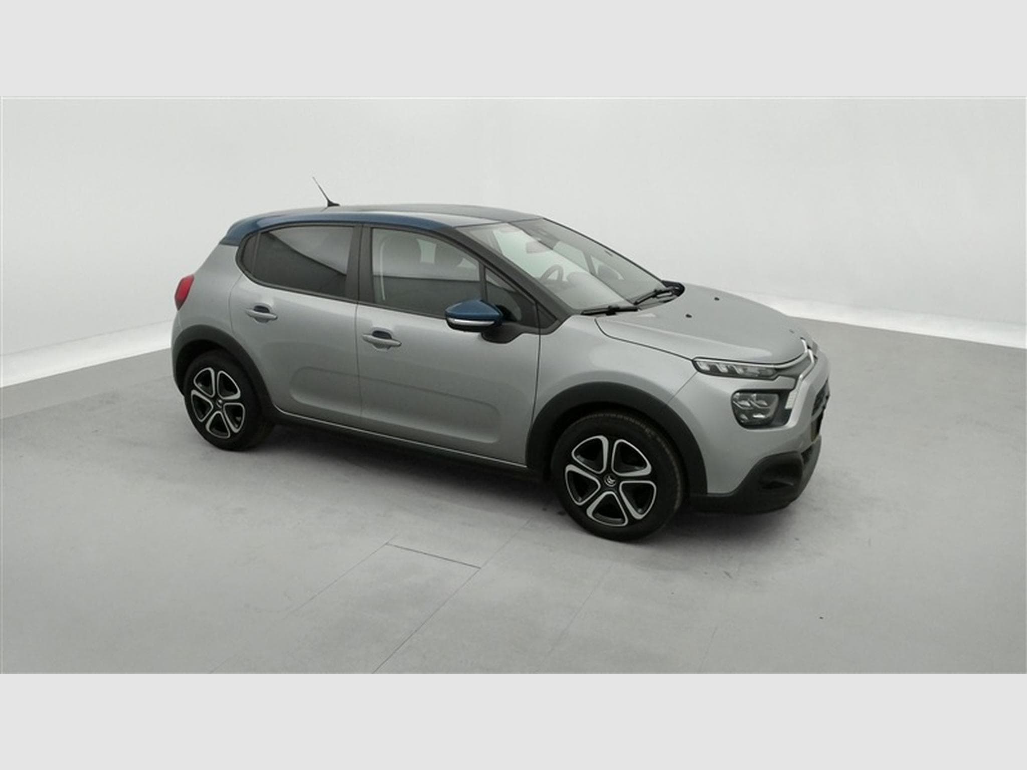 Citroen C3 1.2i PureTech Feel S&S    Navi / PDC (2022) - Photo 22