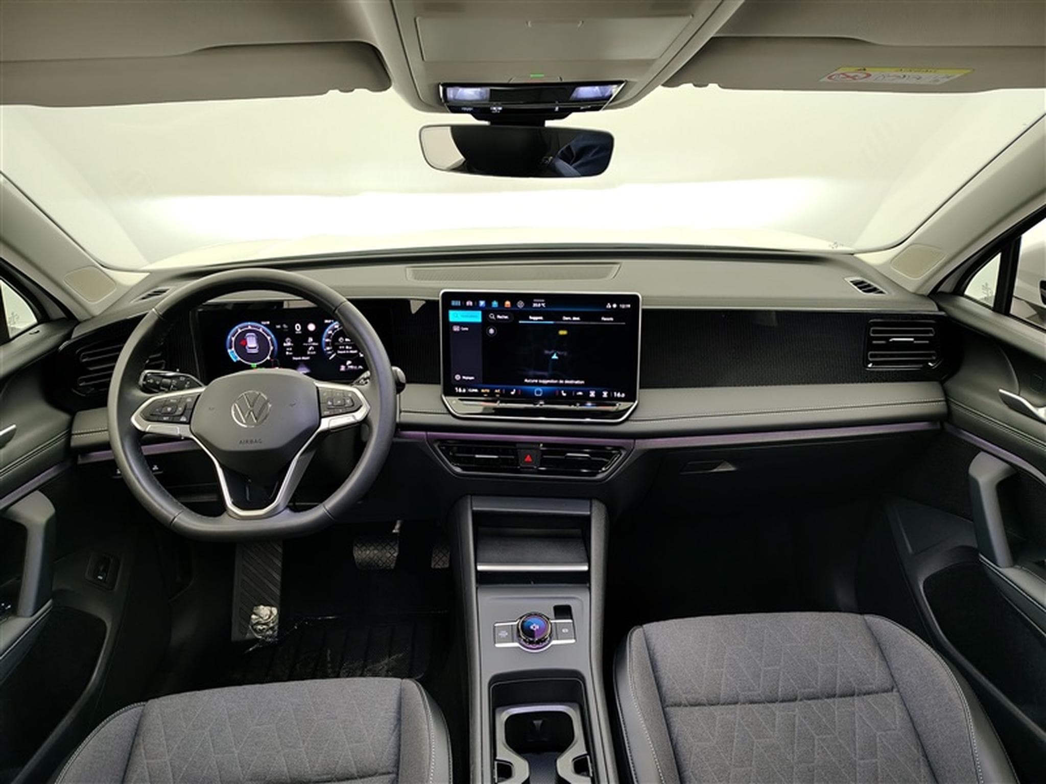 VW Tiguan 1.5 eTSI 130cv DSG Life NAVI / FULL LED / CAMERA / JA 17" (2025) - Photo 8