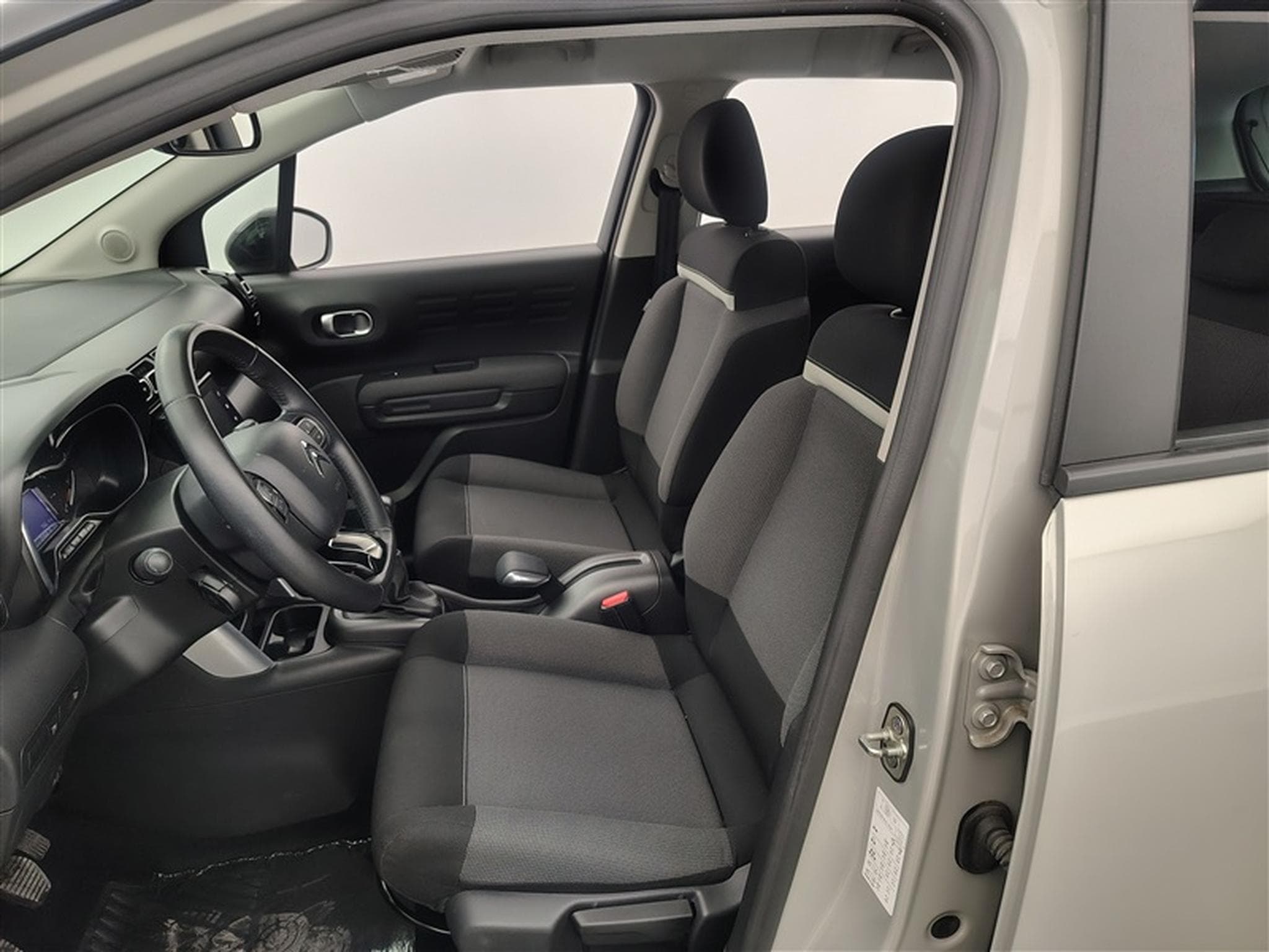 Citroen C3 Aircross 1.2 PureTech Feel S&S (2020) - Photo 7