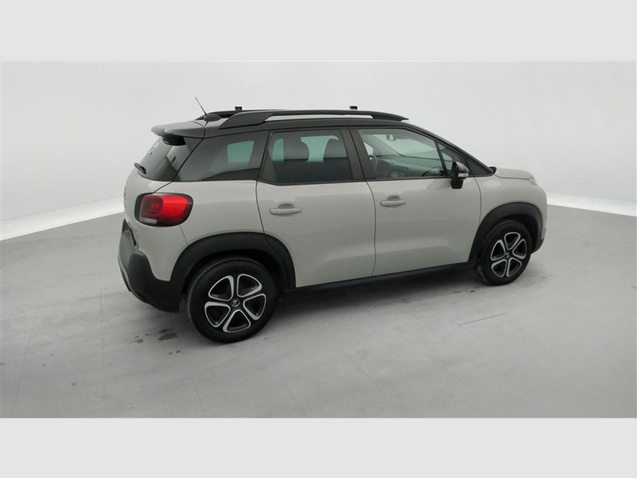 Citroen C3 Aircross 1.2 PureTech Feel S&S (2020) - Photo 24
