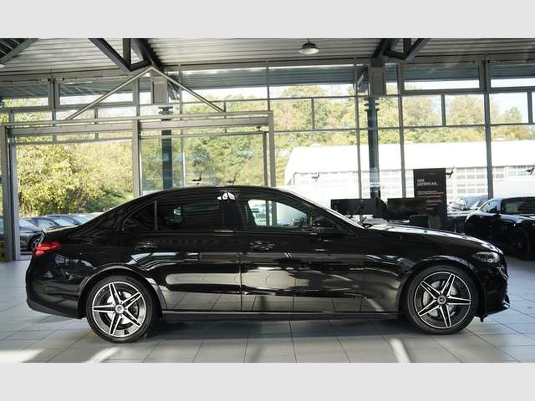 Mercedes C 300 d Limousine Avantgarde *2.H *Night *MwSt. (2021) - Photo 5