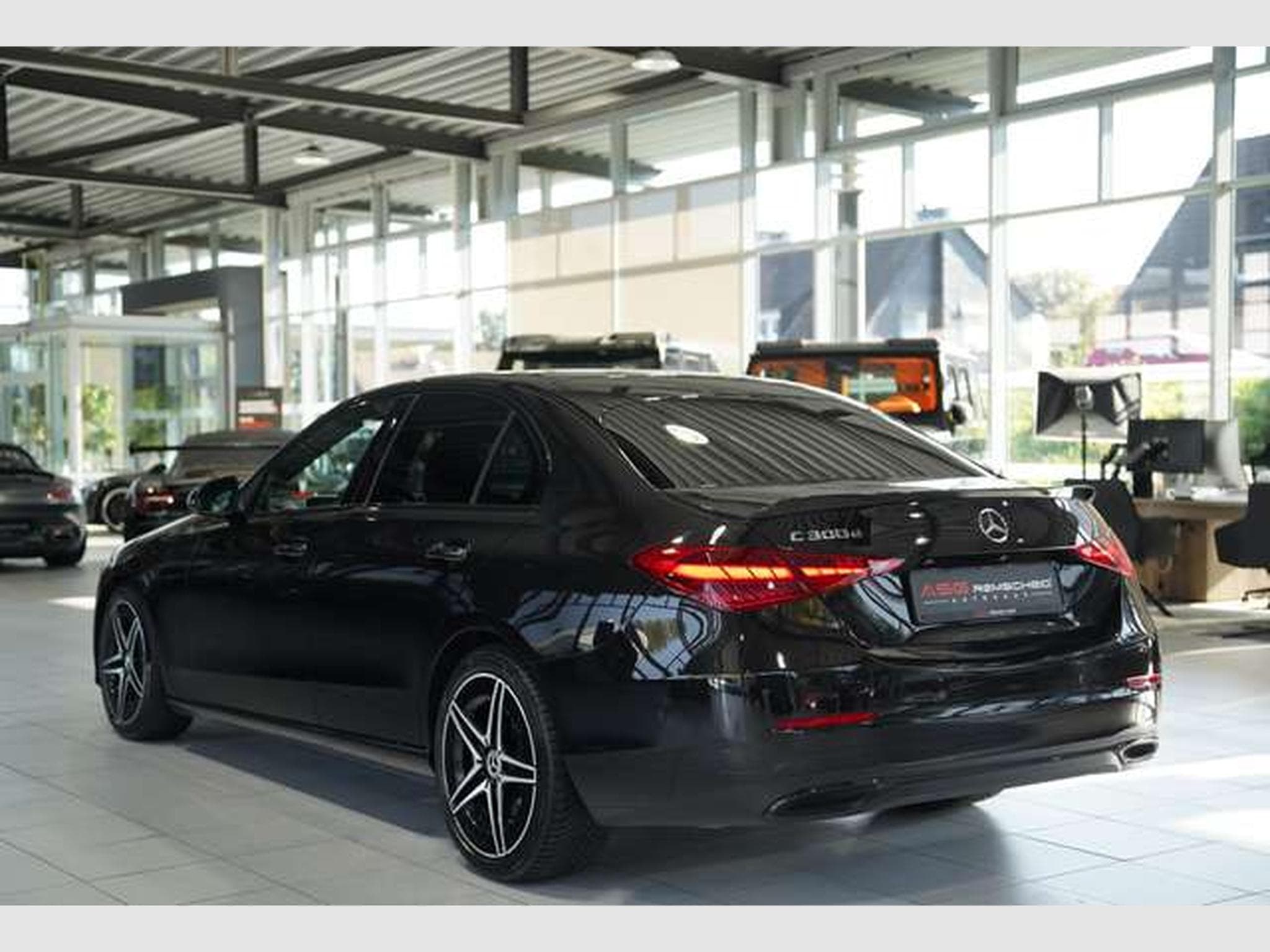 Mercedes C 300 d Limousine Avantgarde *2.H *Night *MwSt. (2021) - Photo 8