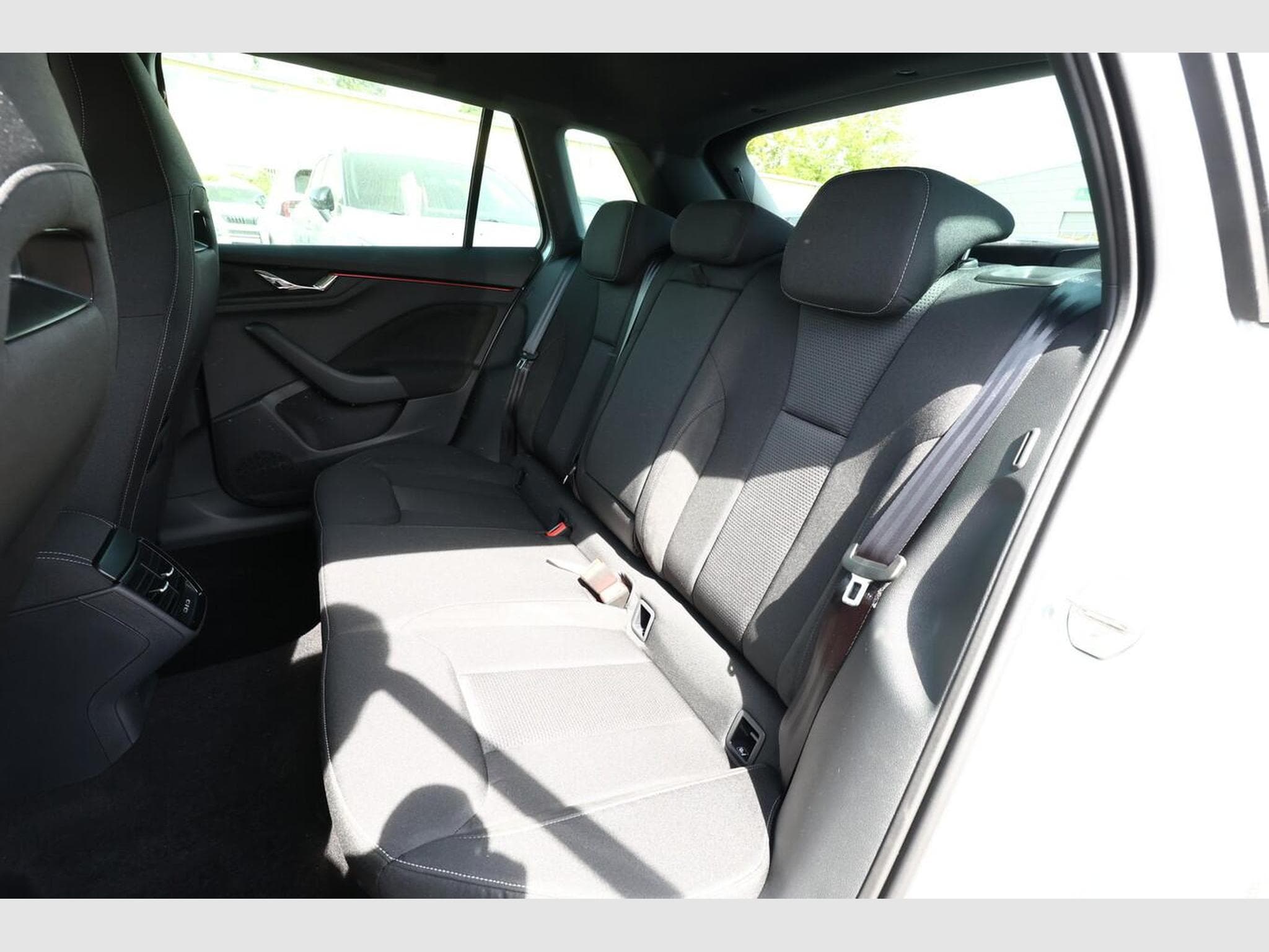 Skoda Kamiq Selection (2026) - Foto 10