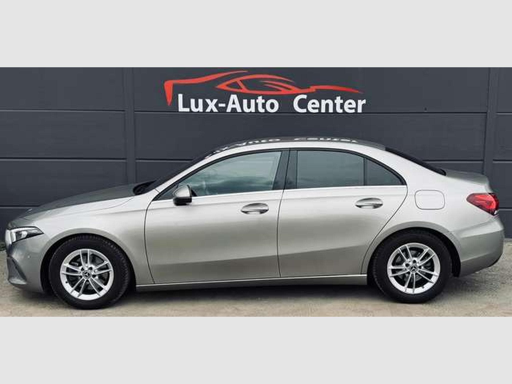Mercedes A 180 A 180 d Business Solution // Garantie 12 Mois✅✅✅ (2019) - Foto 4