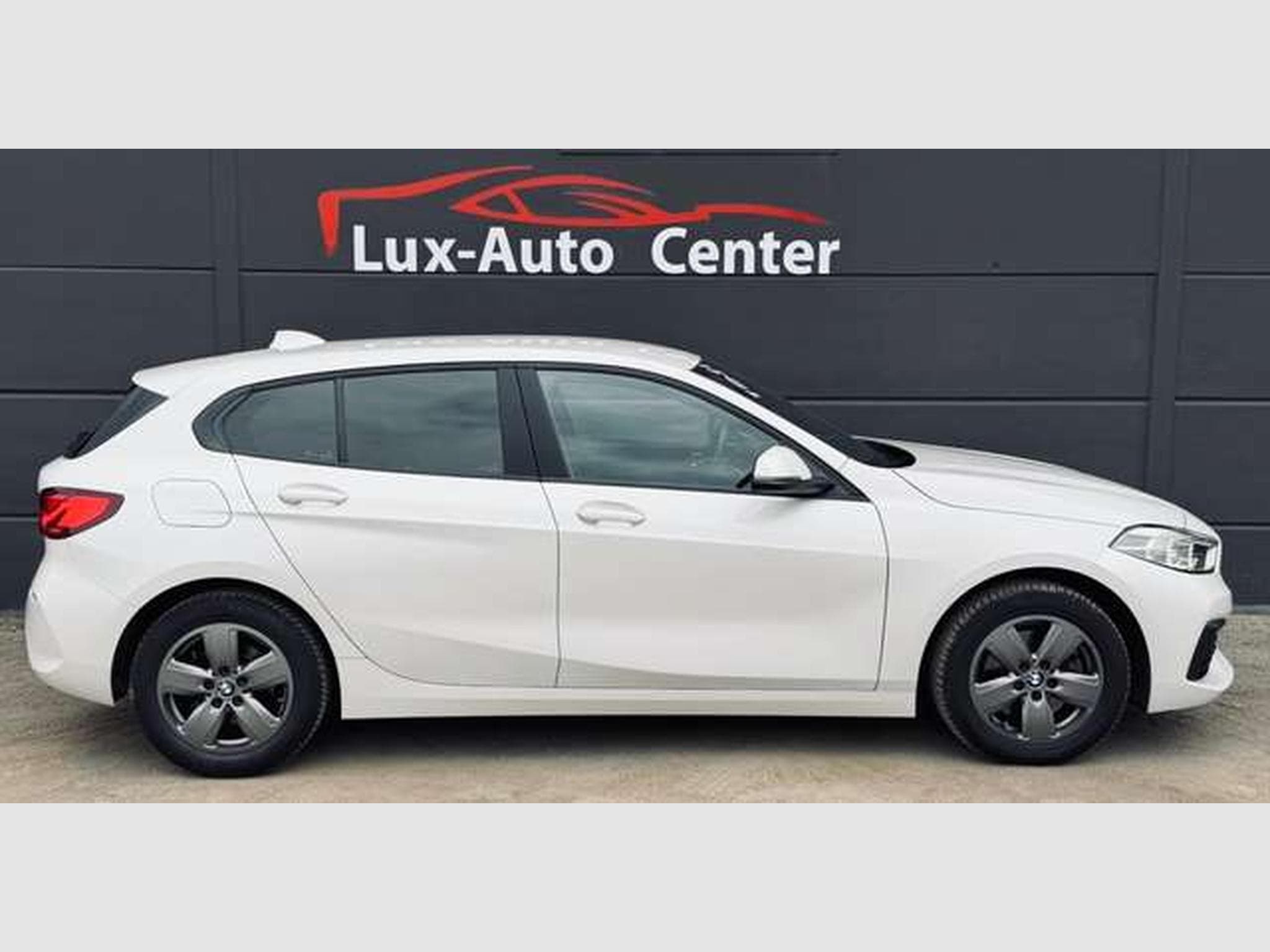 BMW 118 118i Automatique // Révisée Et Garantie 12 Mois✅✅✅ (2021) - Foto 4