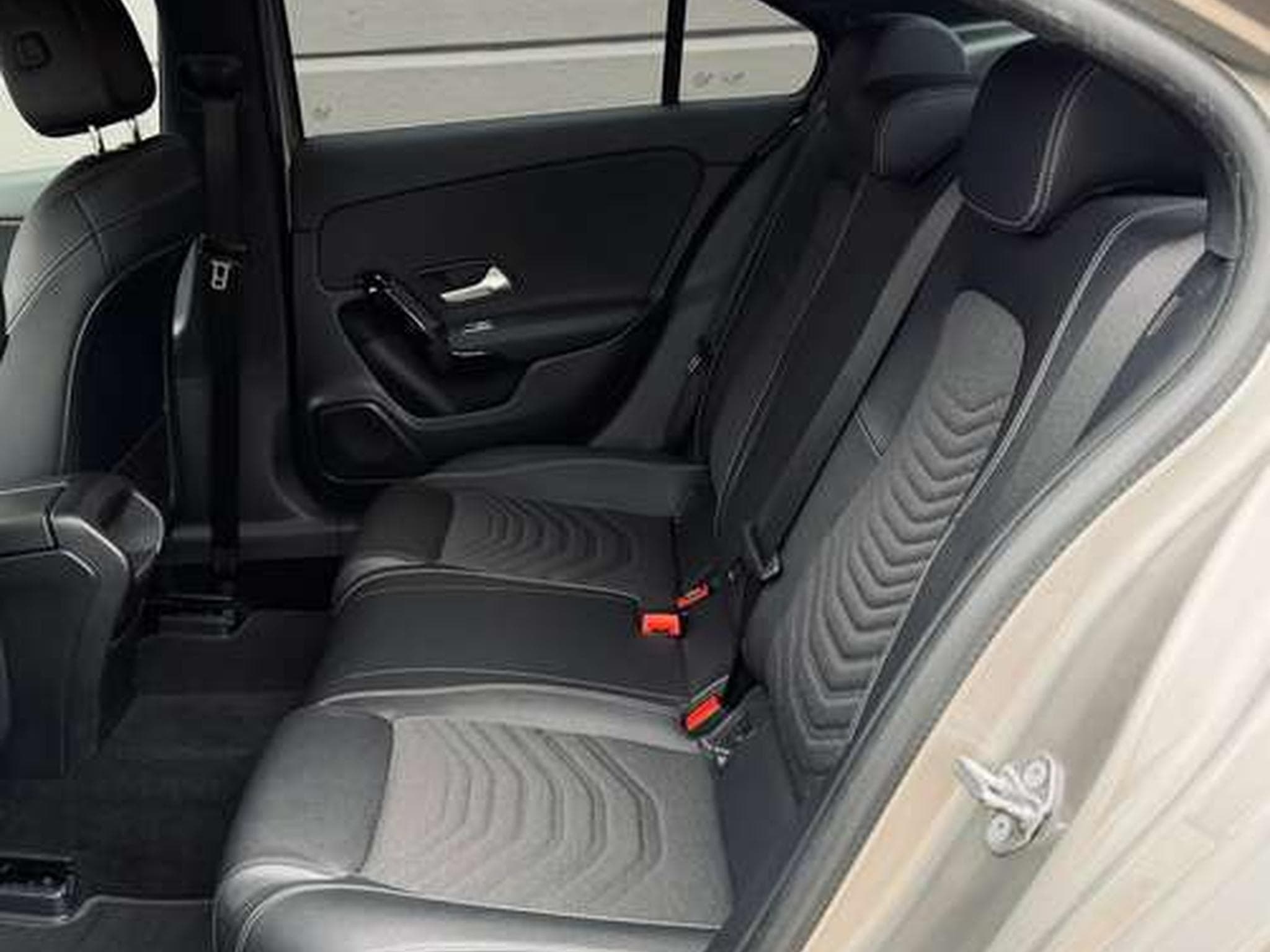 Mercedes A 180 A 180 d Business Solution // Garantie 12 Mois✅✅✅ (2019) - Foto 13