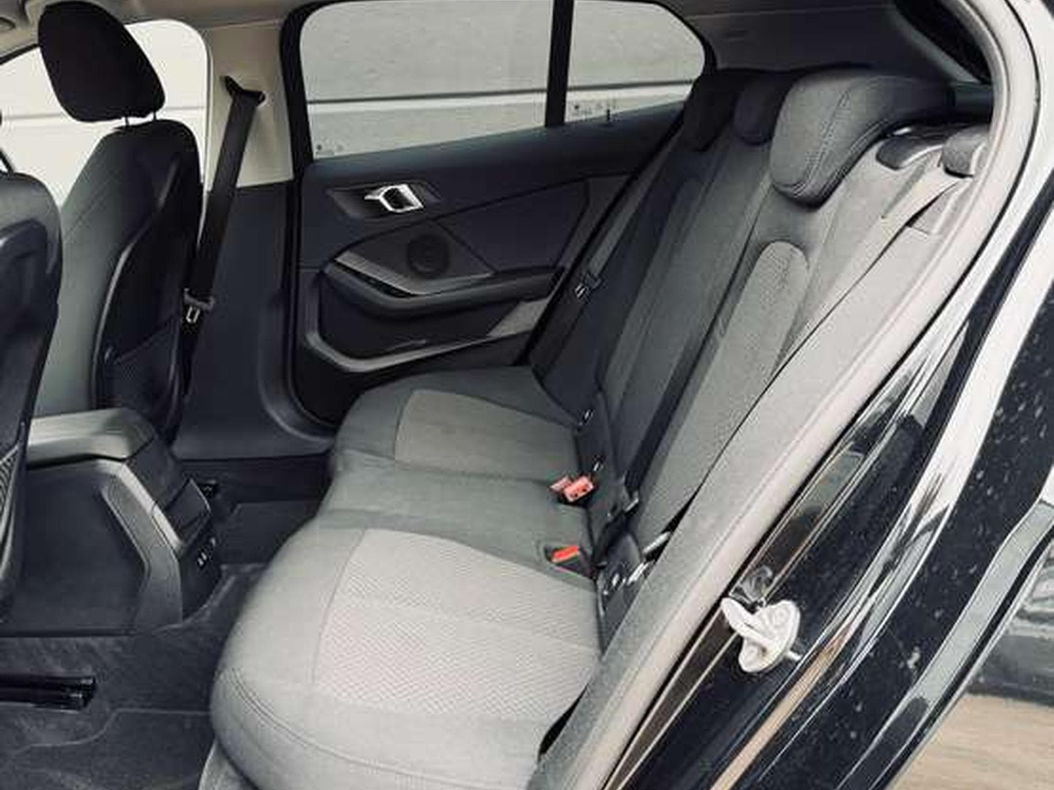 BMW 116 116i Automatique // Révisée Et Garantie 12 Mois✅✅✅ (2022) - Foto 14