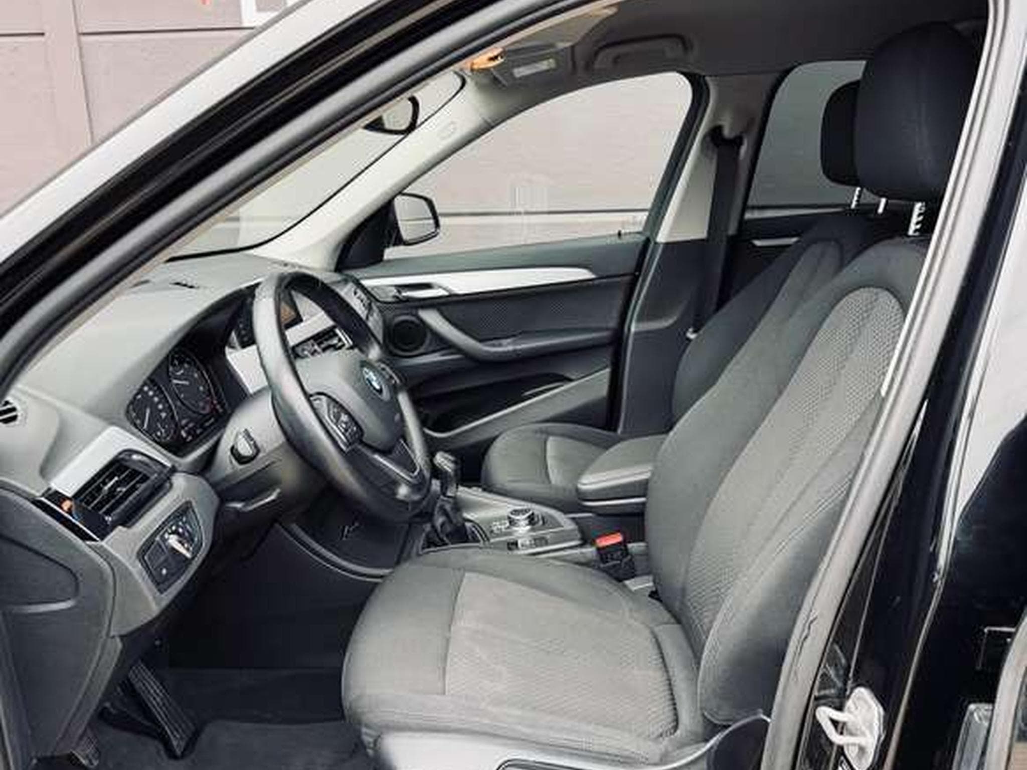 BMW X1 X1 1.5D // Révisée Et Garantie 12 Mois✅✅✅ (2022) - Foto 12