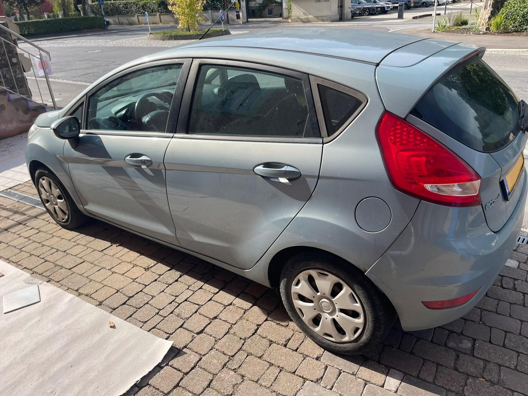 Ford Fiesta (2009) - Photo 1